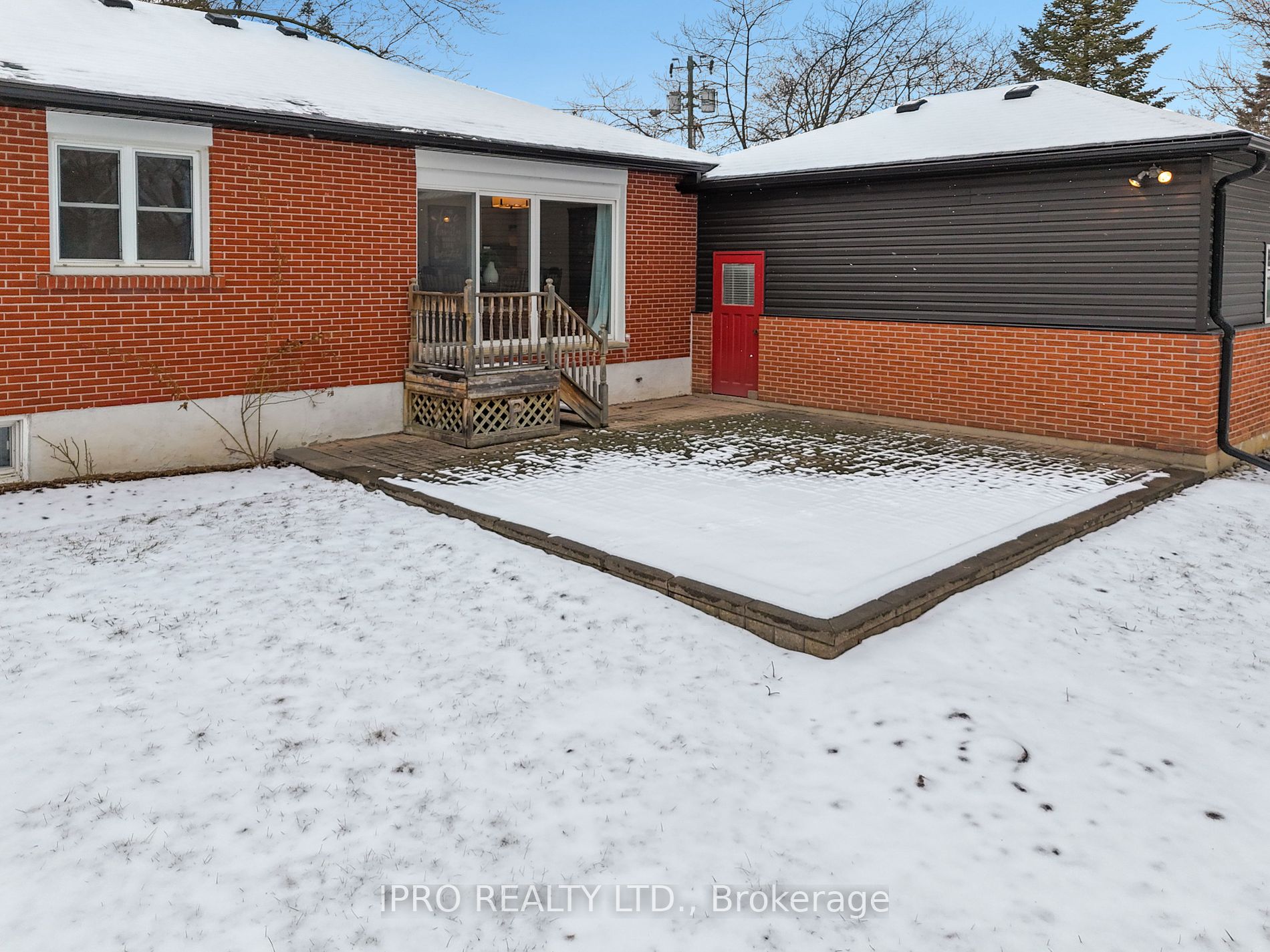 292 Woodward Avenue