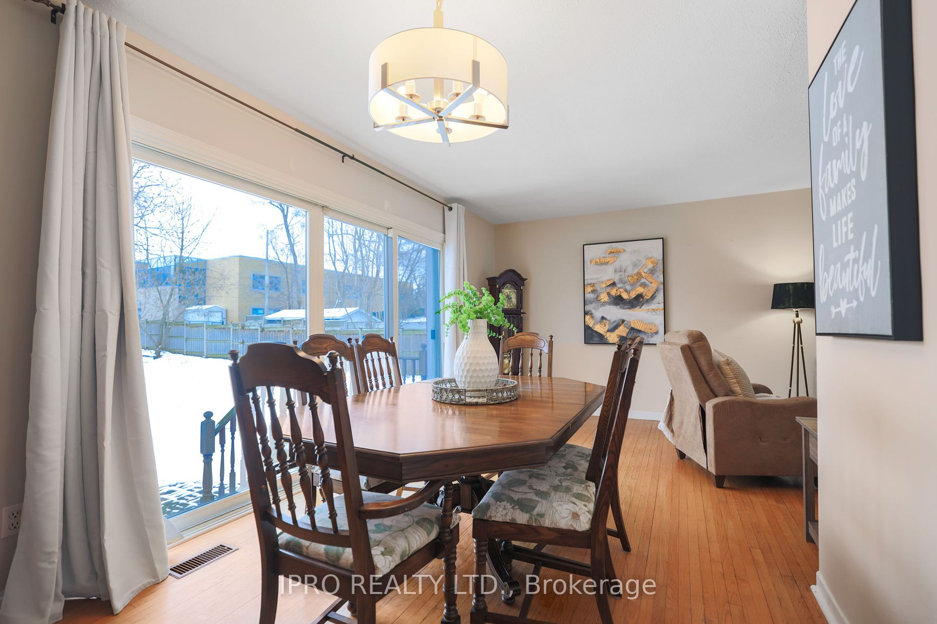 292 Woodward Avenue
