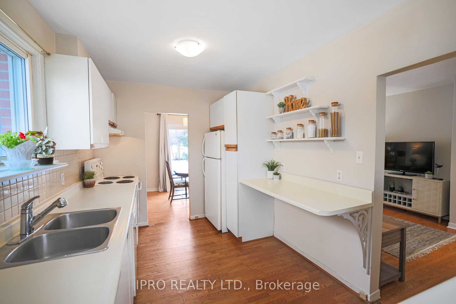 292 Woodward Avenue
