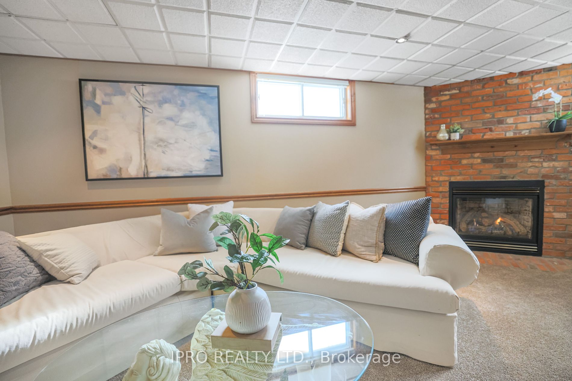 292 Woodward Avenue