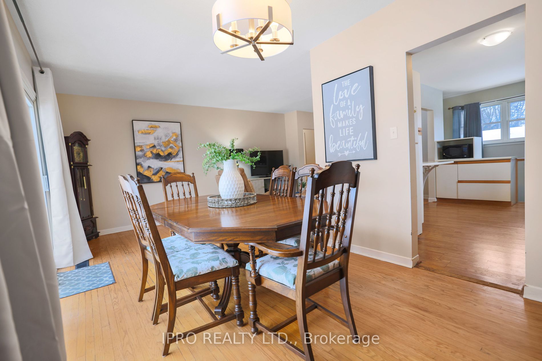 292 Woodward Avenue