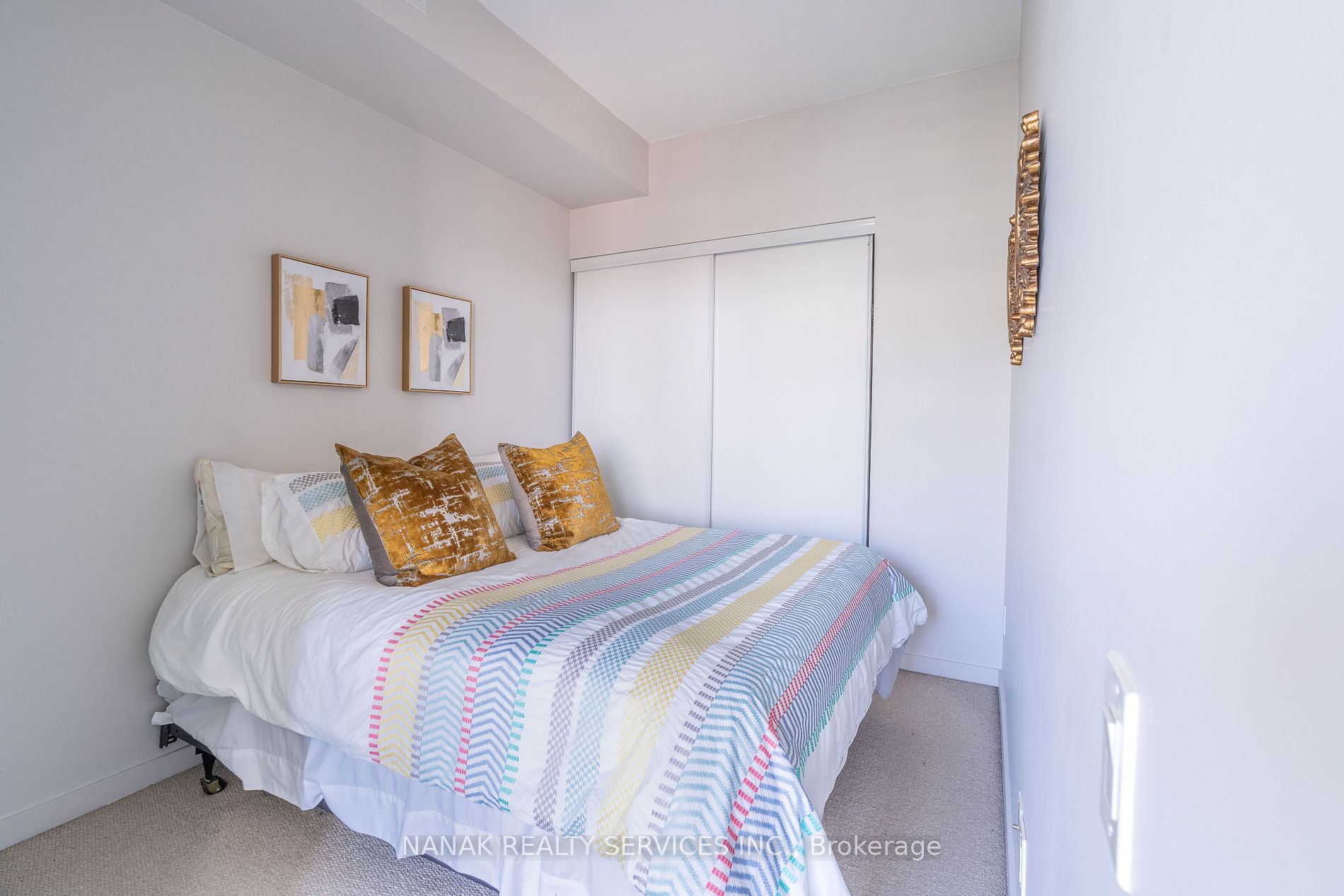 105 The Queensway Ave, #2613