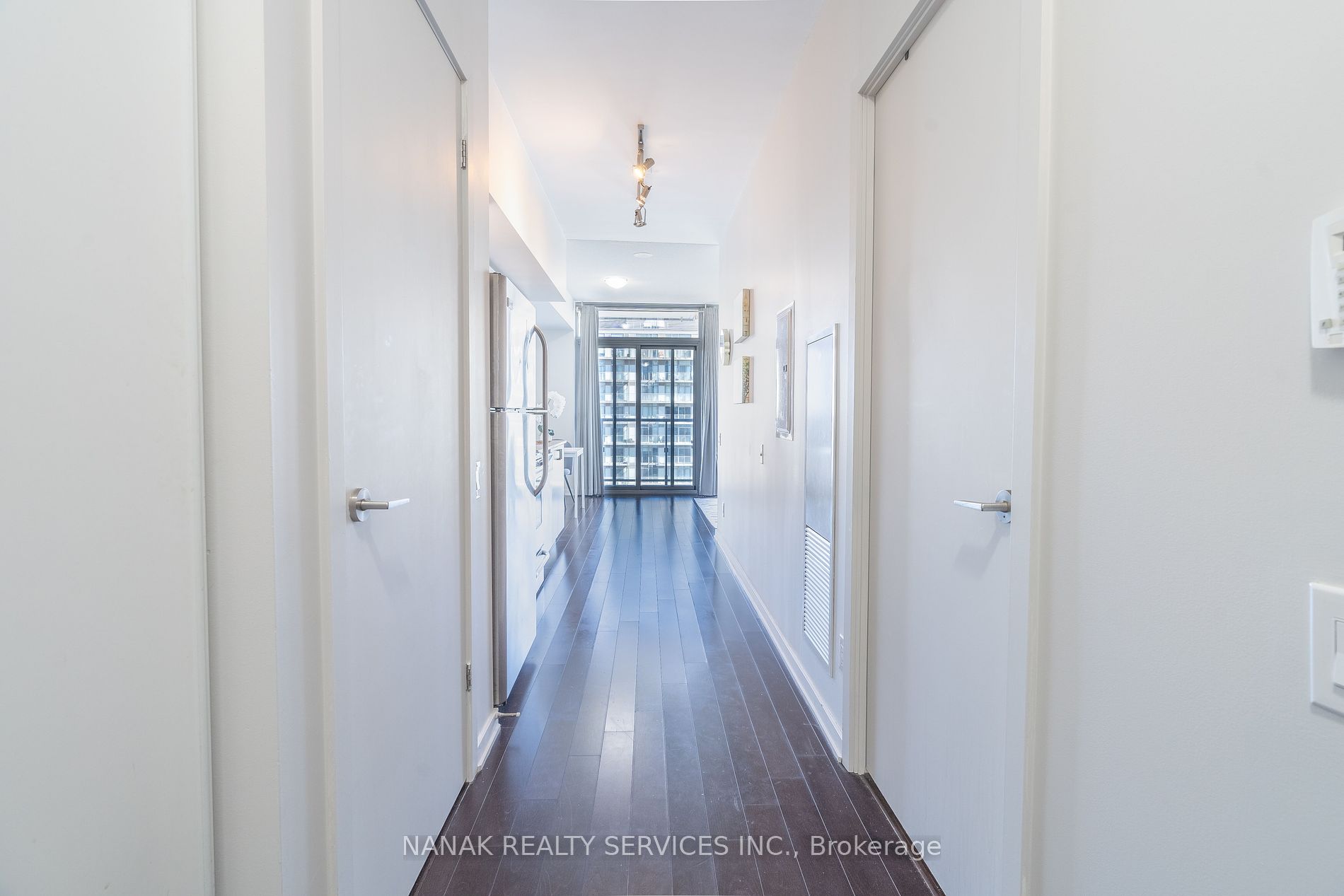 105 The Queensway Ave, #2613