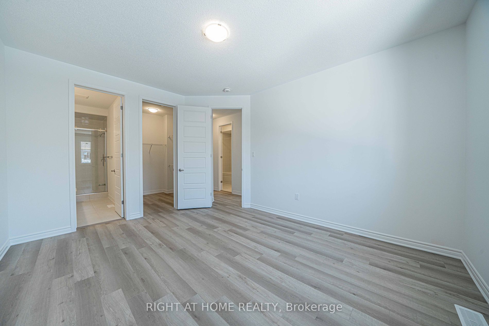 1200 Anson Gate