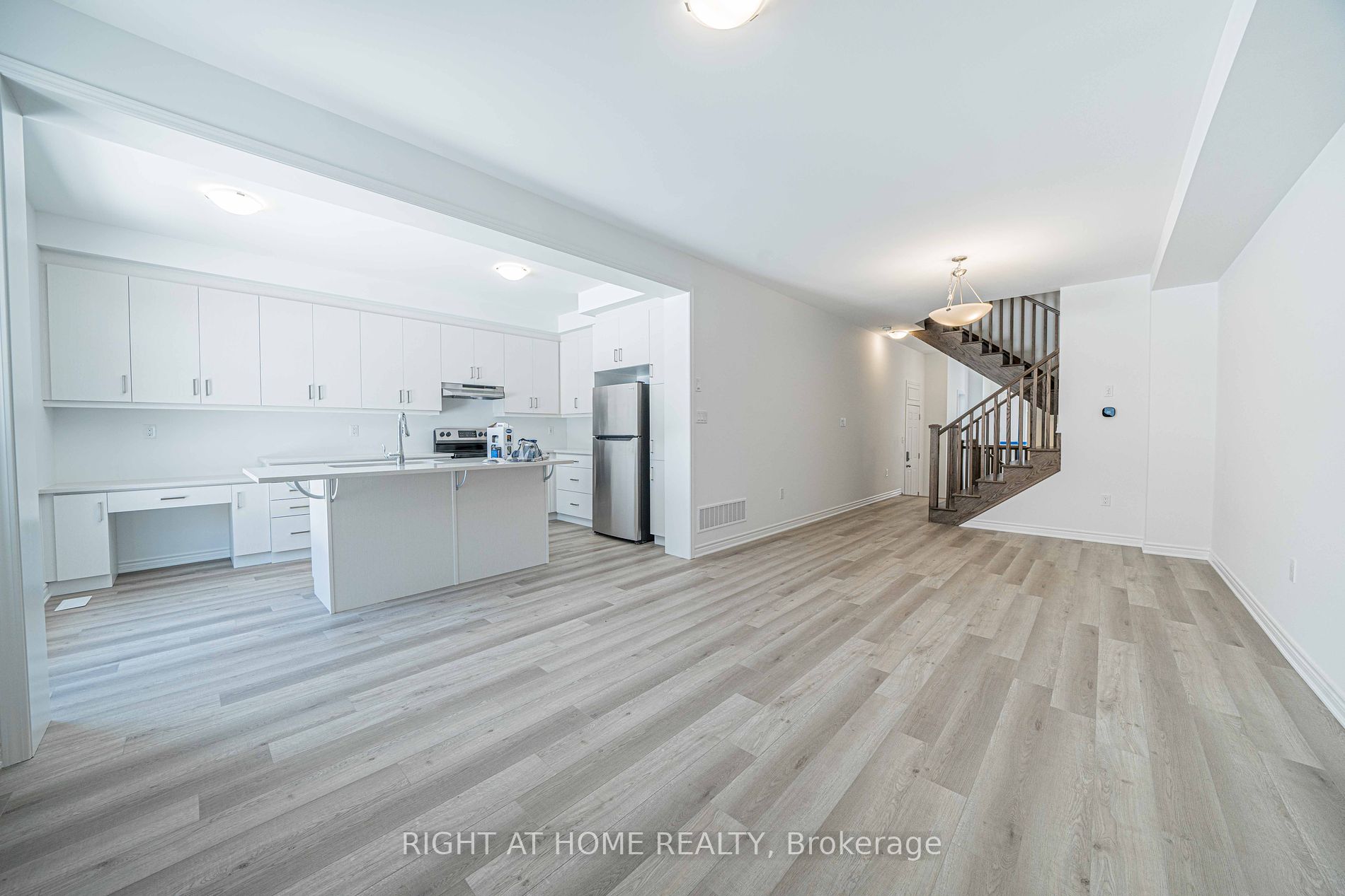 1200 Anson Gate