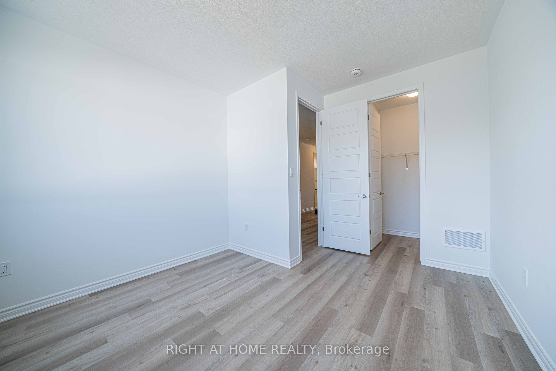 1200 Anson Gate