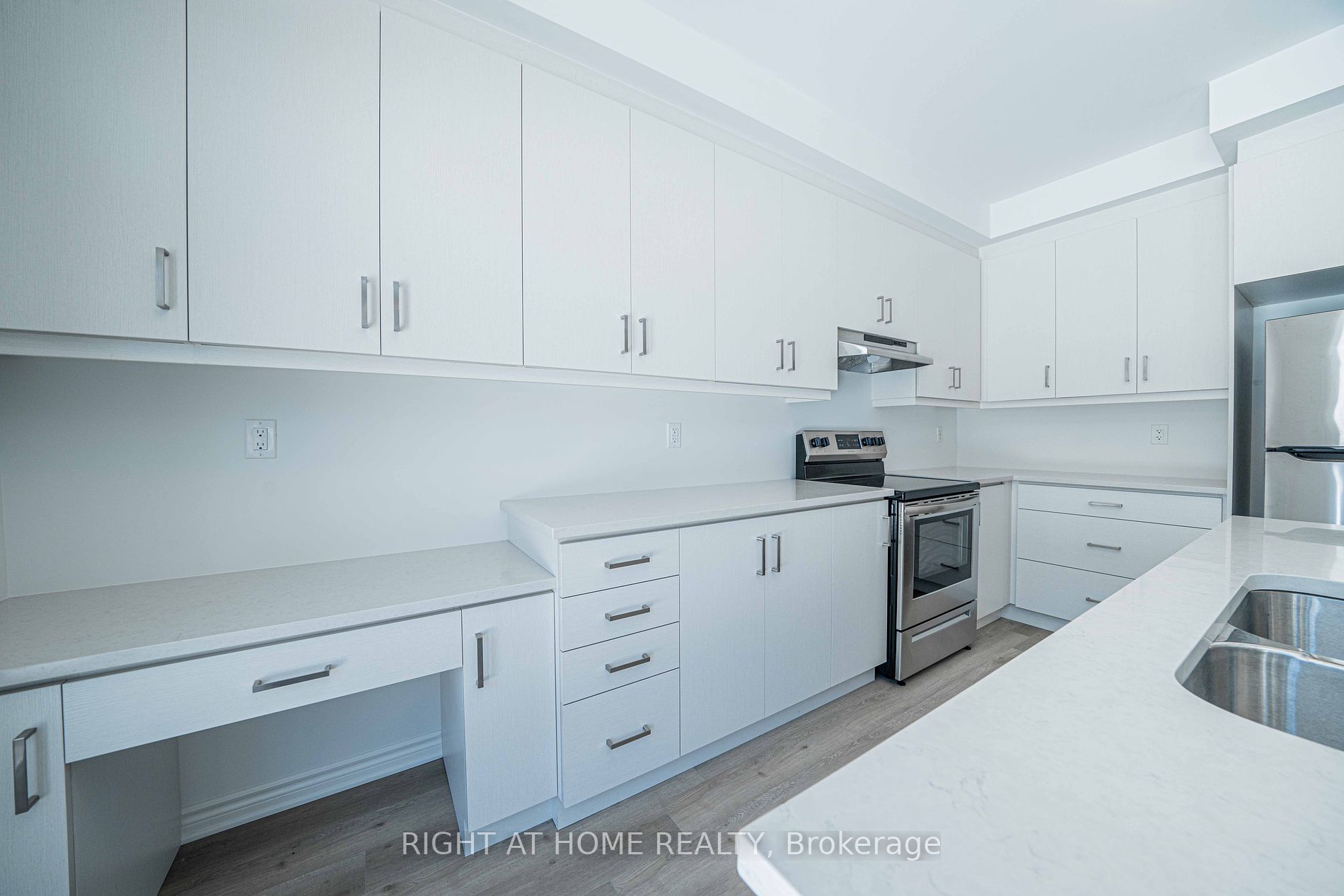 1200 Anson Gate