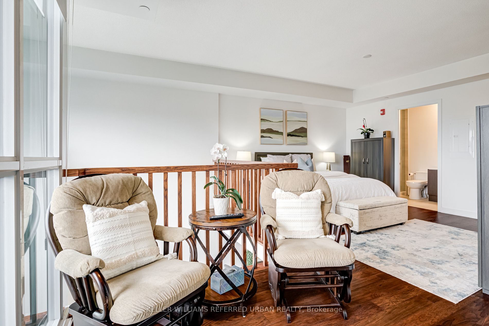 5240 Dundas St, #B205