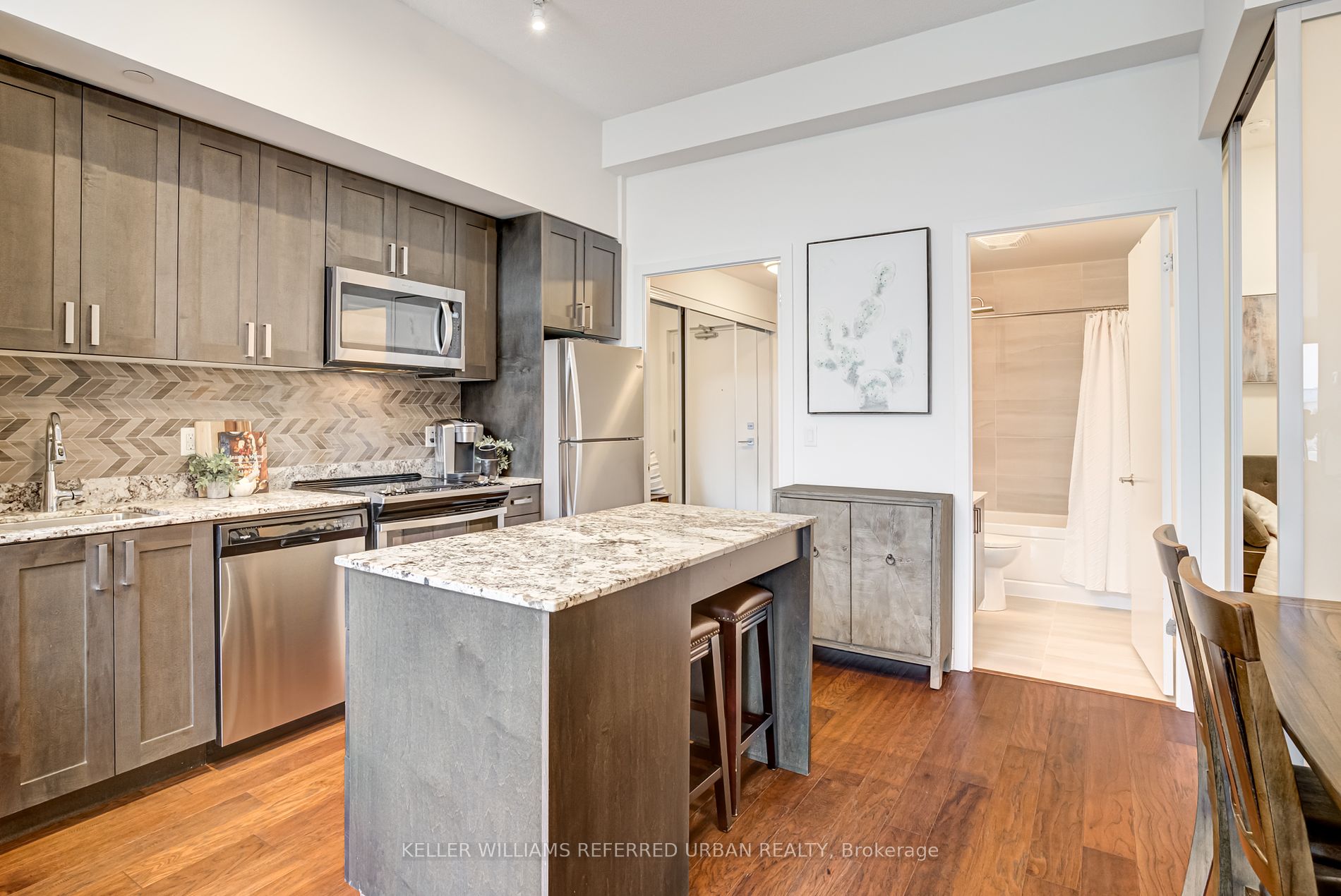 5240 Dundas St, #B205