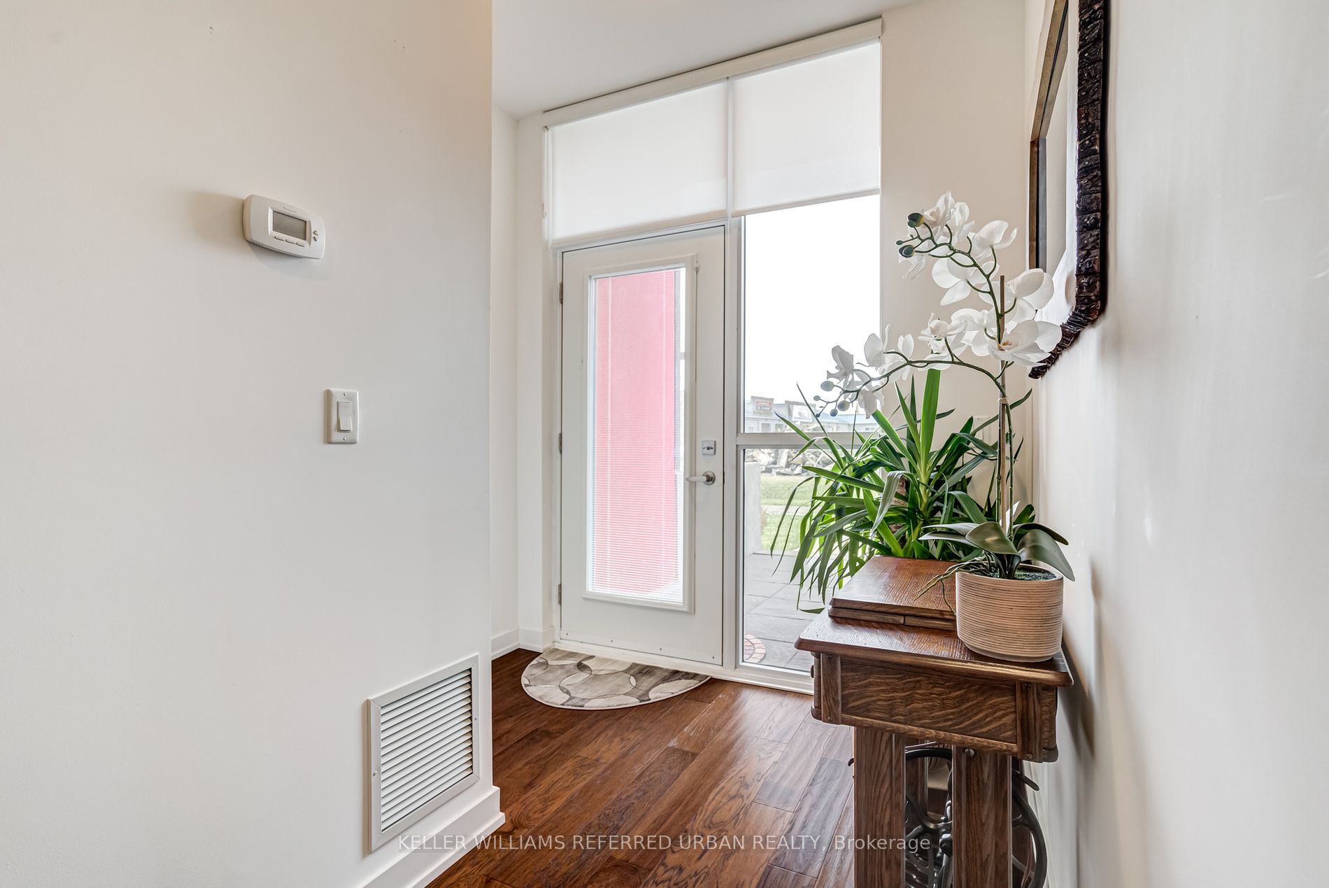 5240 Dundas St, #B205