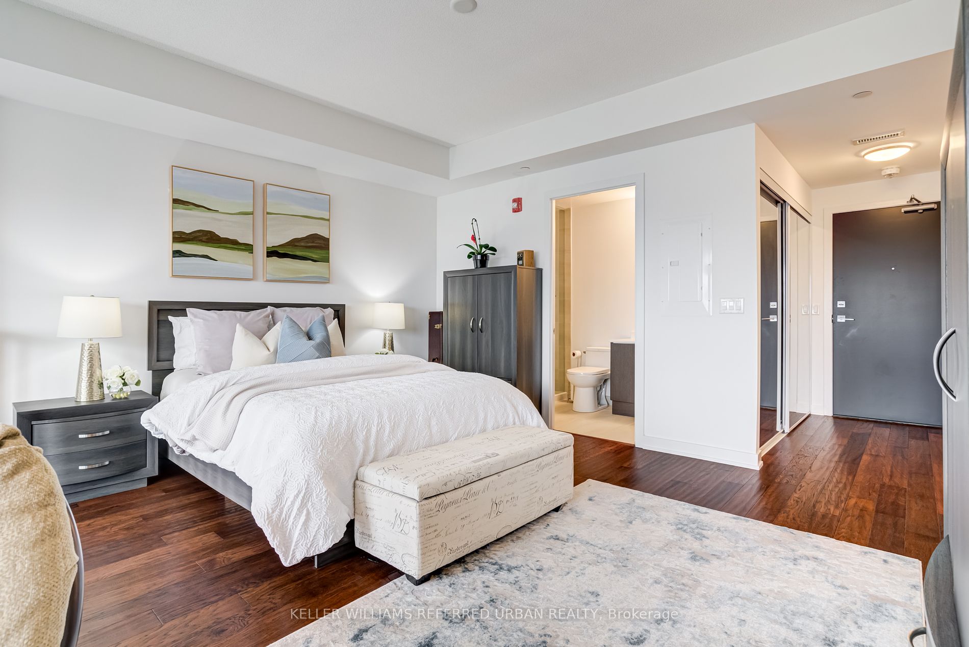5240 Dundas St, #B205