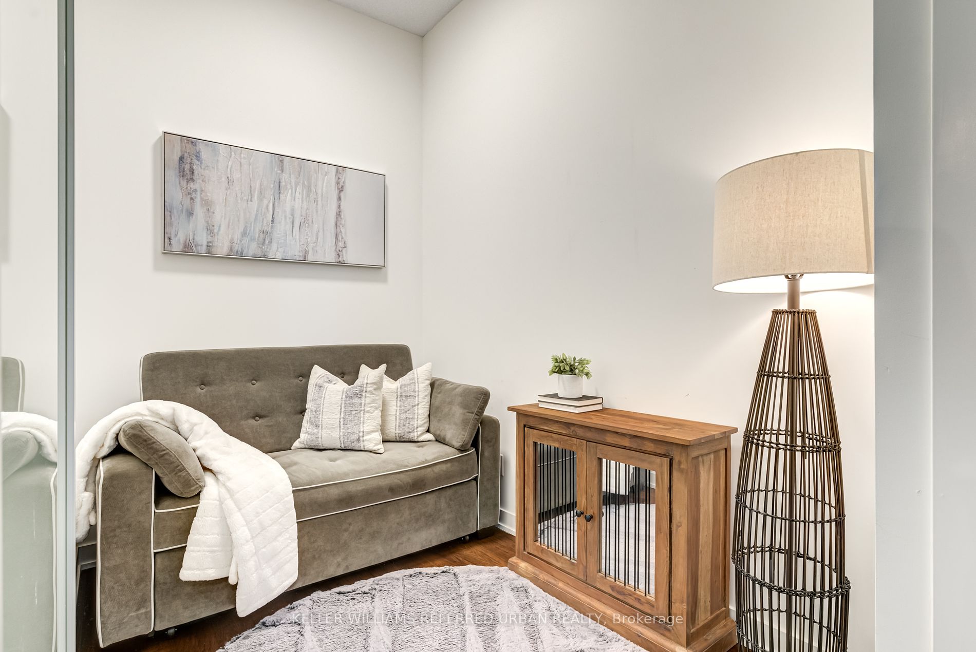 5240 Dundas St, #B205
