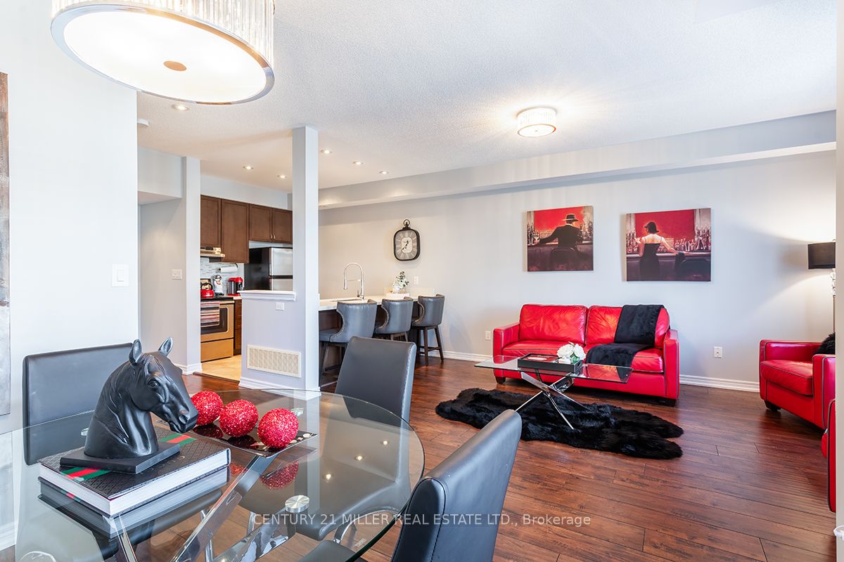 2435 Greenwich Dr, #37