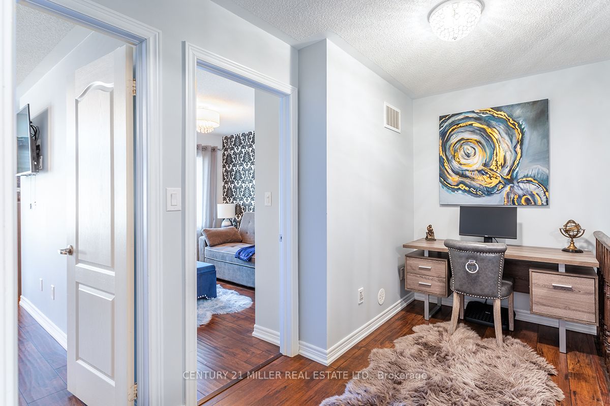 2435 Greenwich Dr, #37