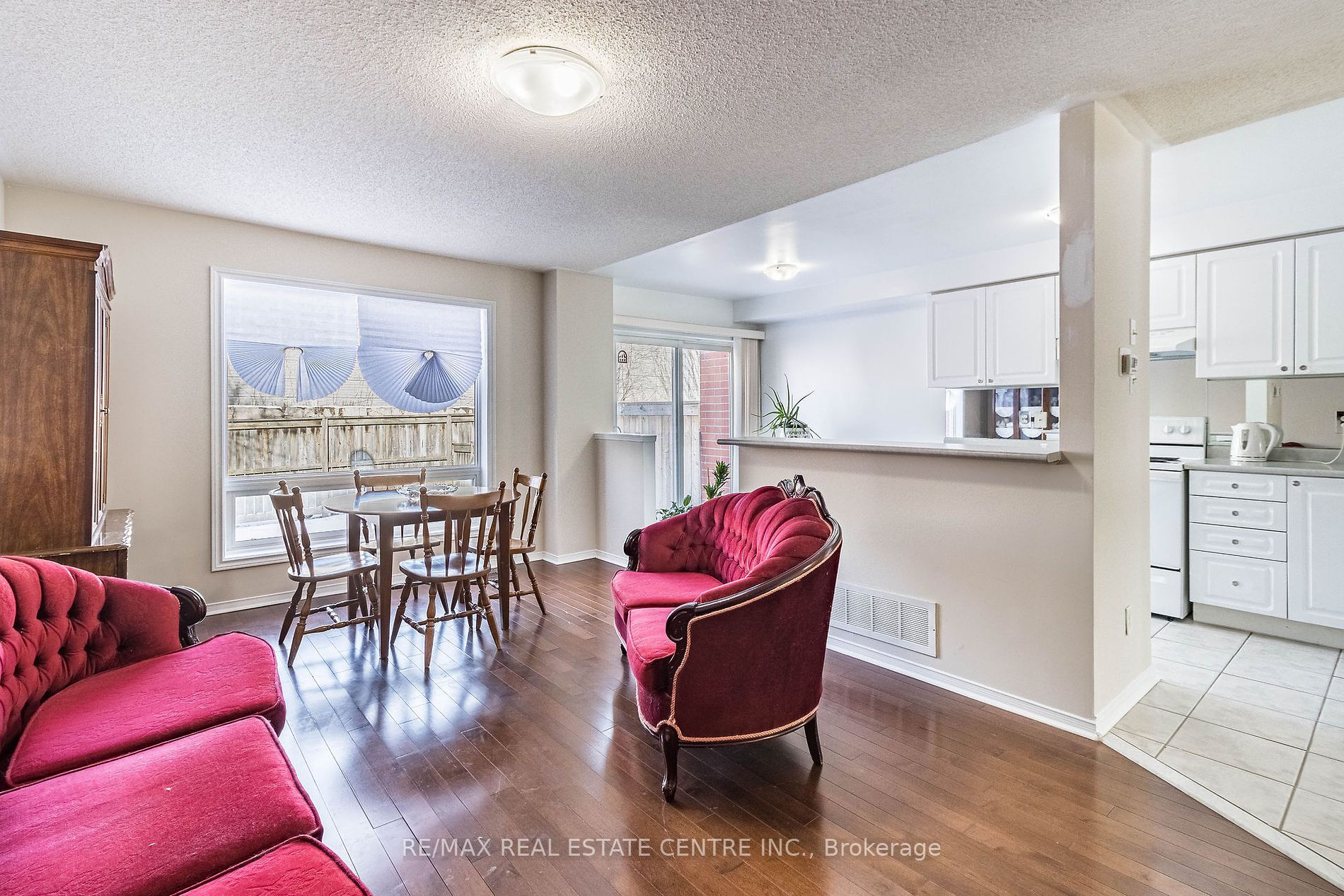 5223 Fairford Crescent, #61