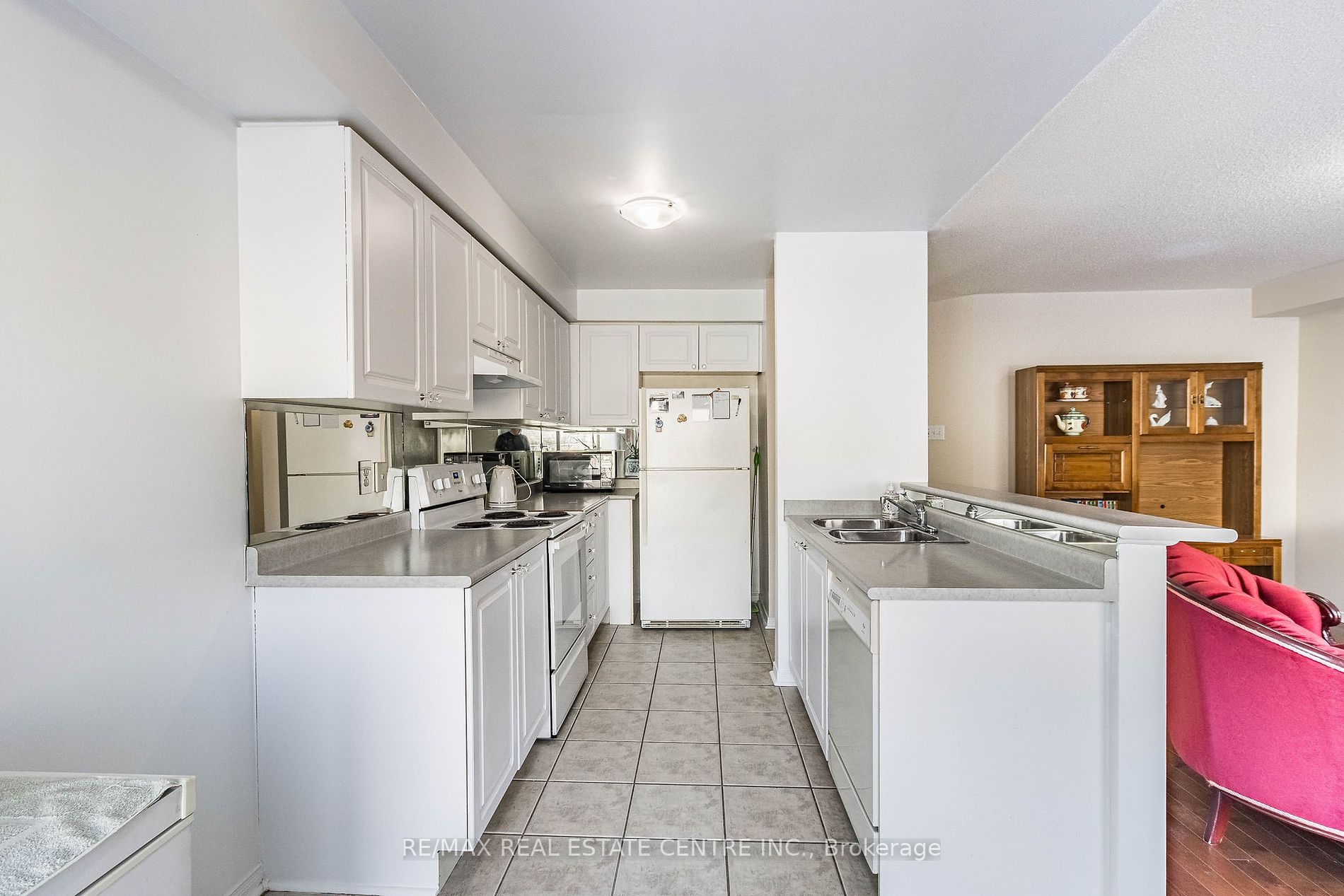 5223 Fairford Crescent, #61