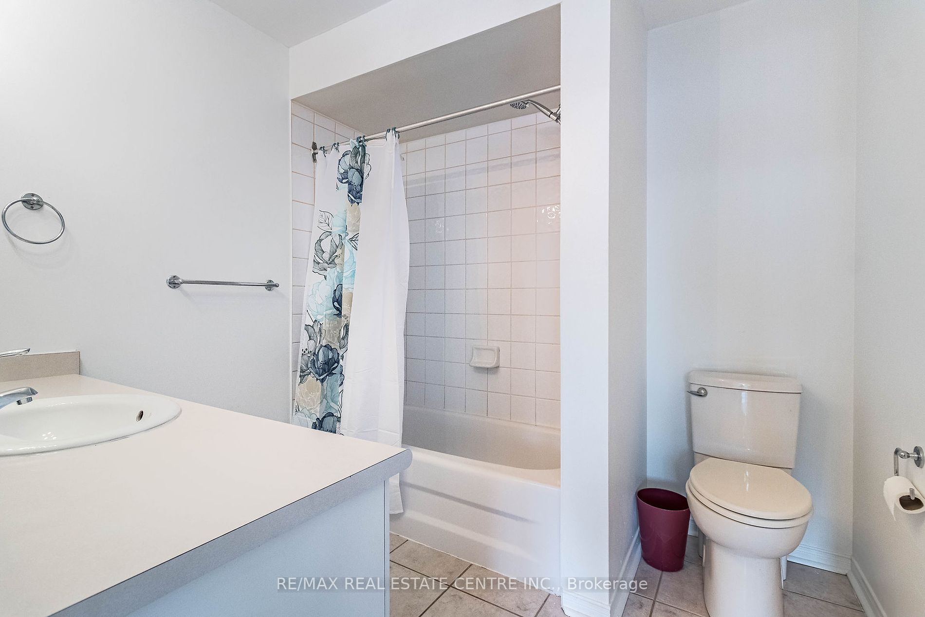5223 Fairford Crescent, #61