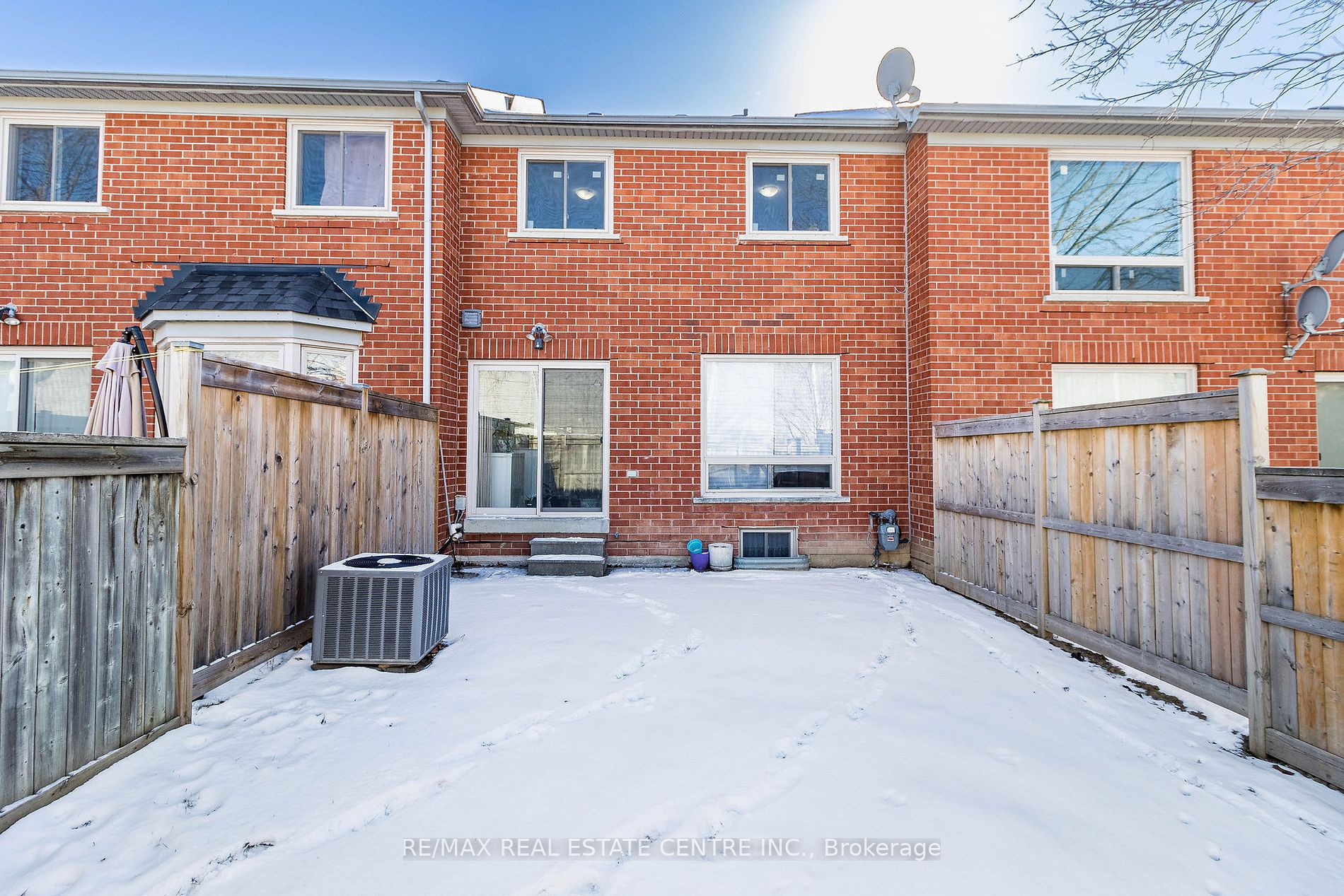 5223 Fairford Crescent, #61