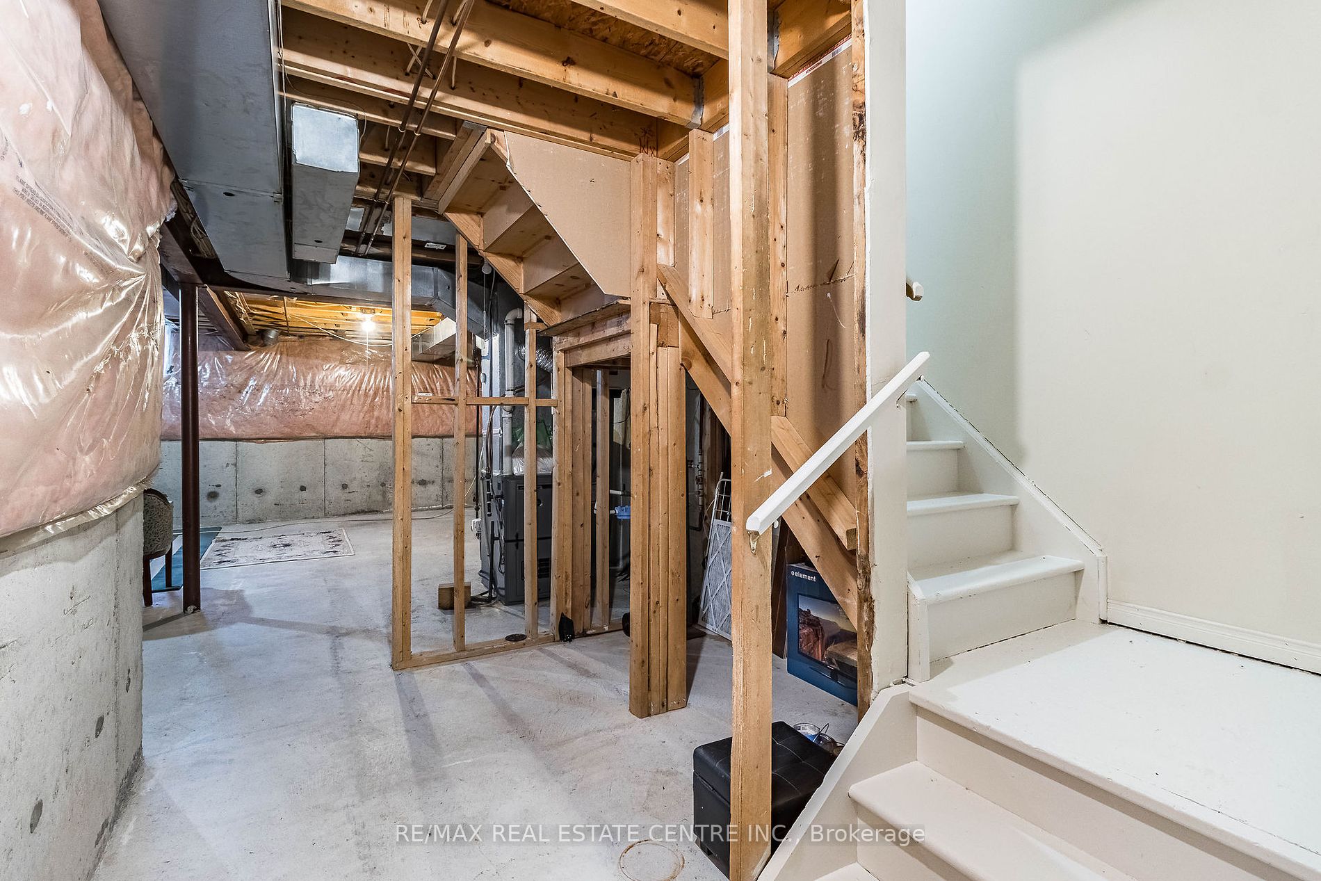 5223 Fairford Crescent, #61