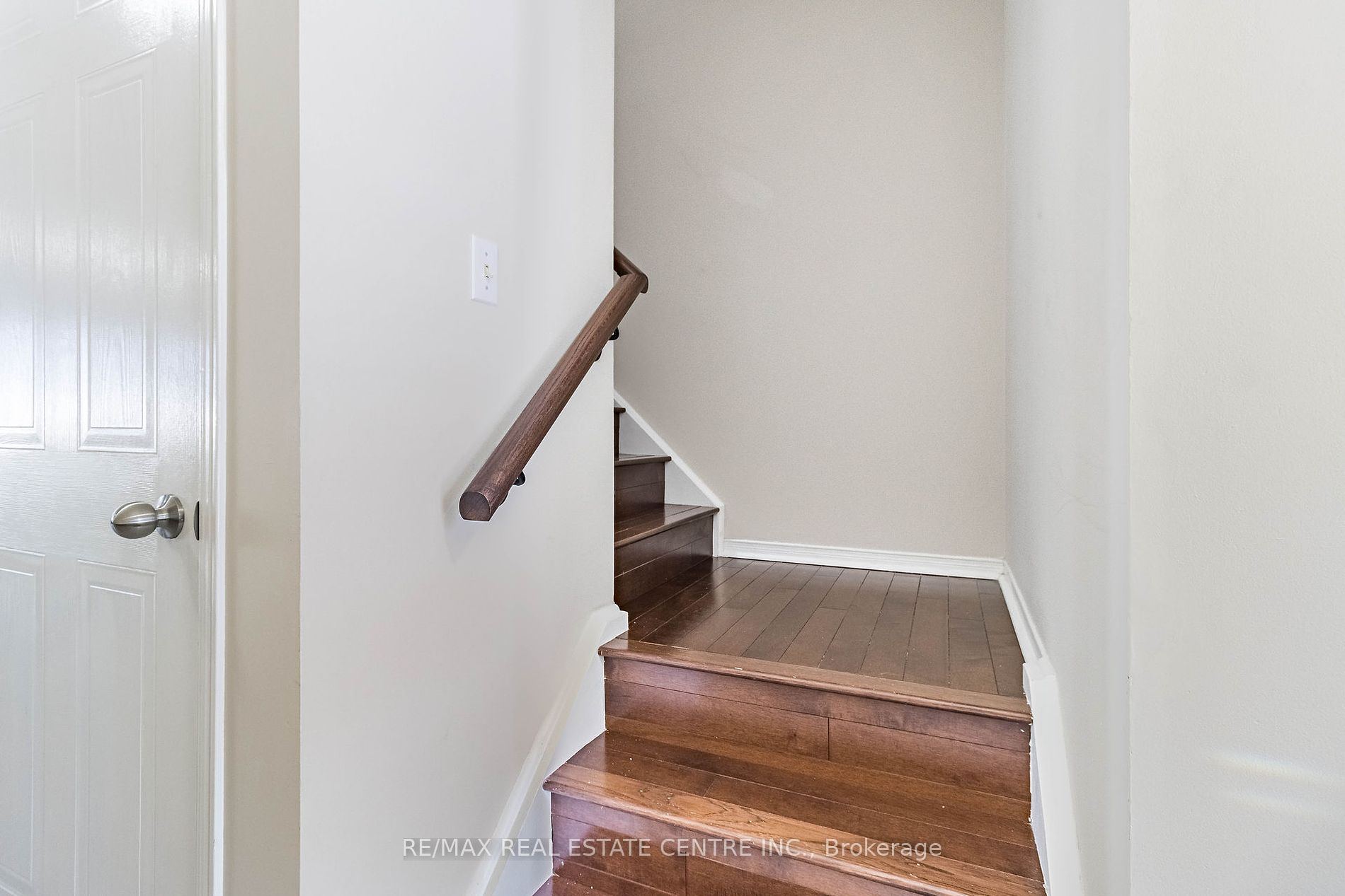 5223 Fairford Crescent, #61