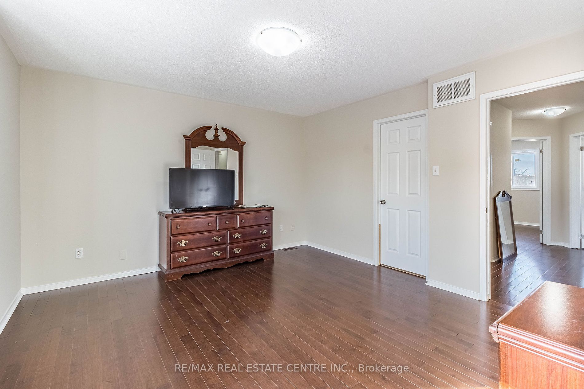 5223 Fairford Crescent, #61