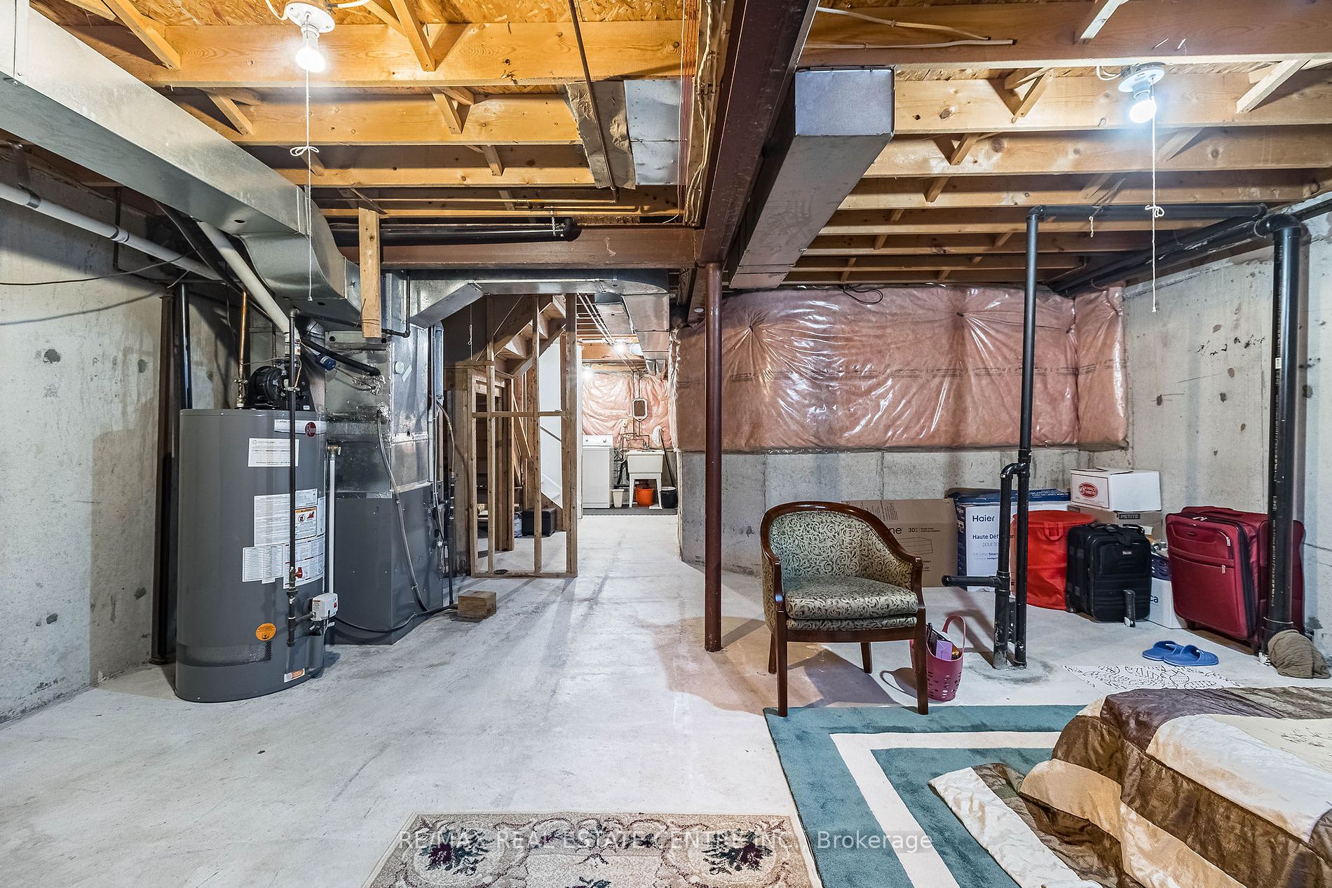 5223 Fairford Crescent, #61
