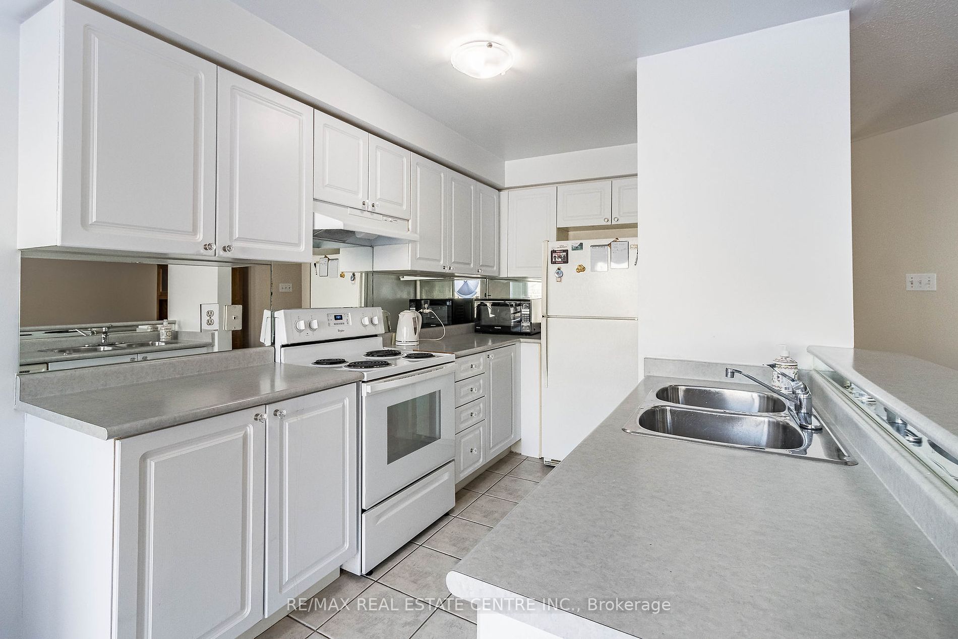 5223 Fairford Crescent, #61