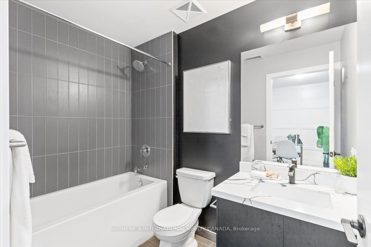 251 Manitoba St, #101