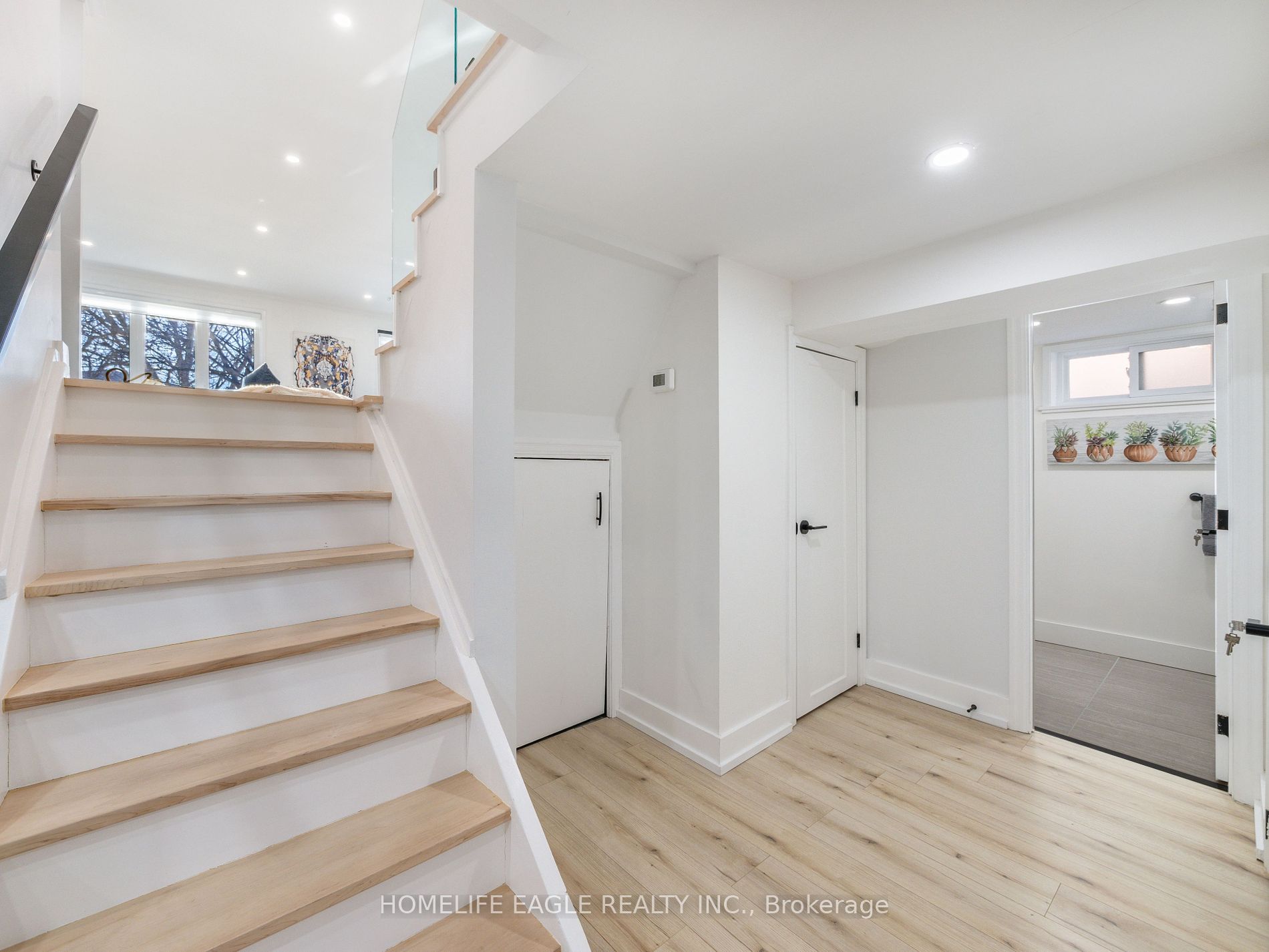 5 Buckley Cres