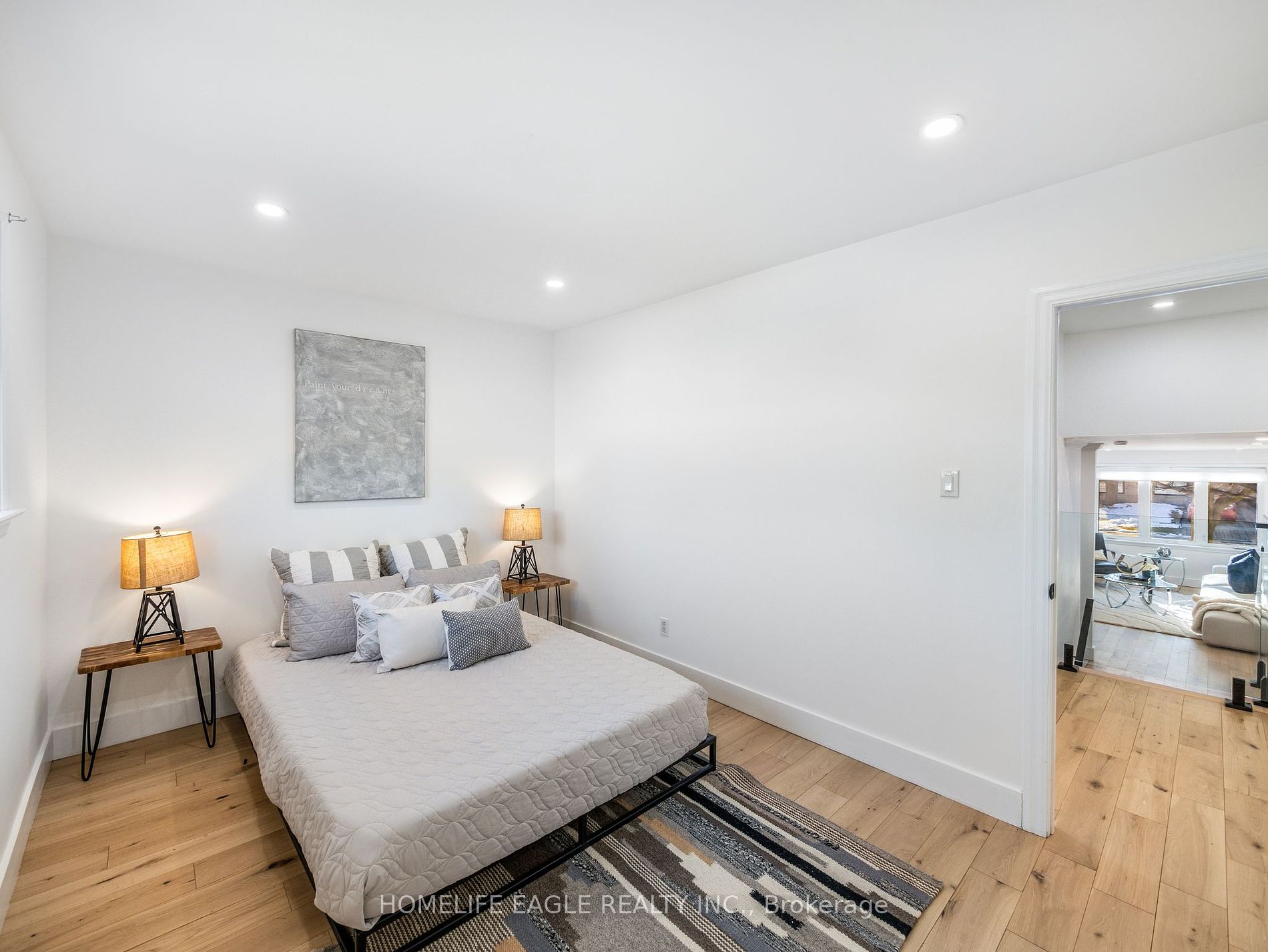 5 Buckley Cres