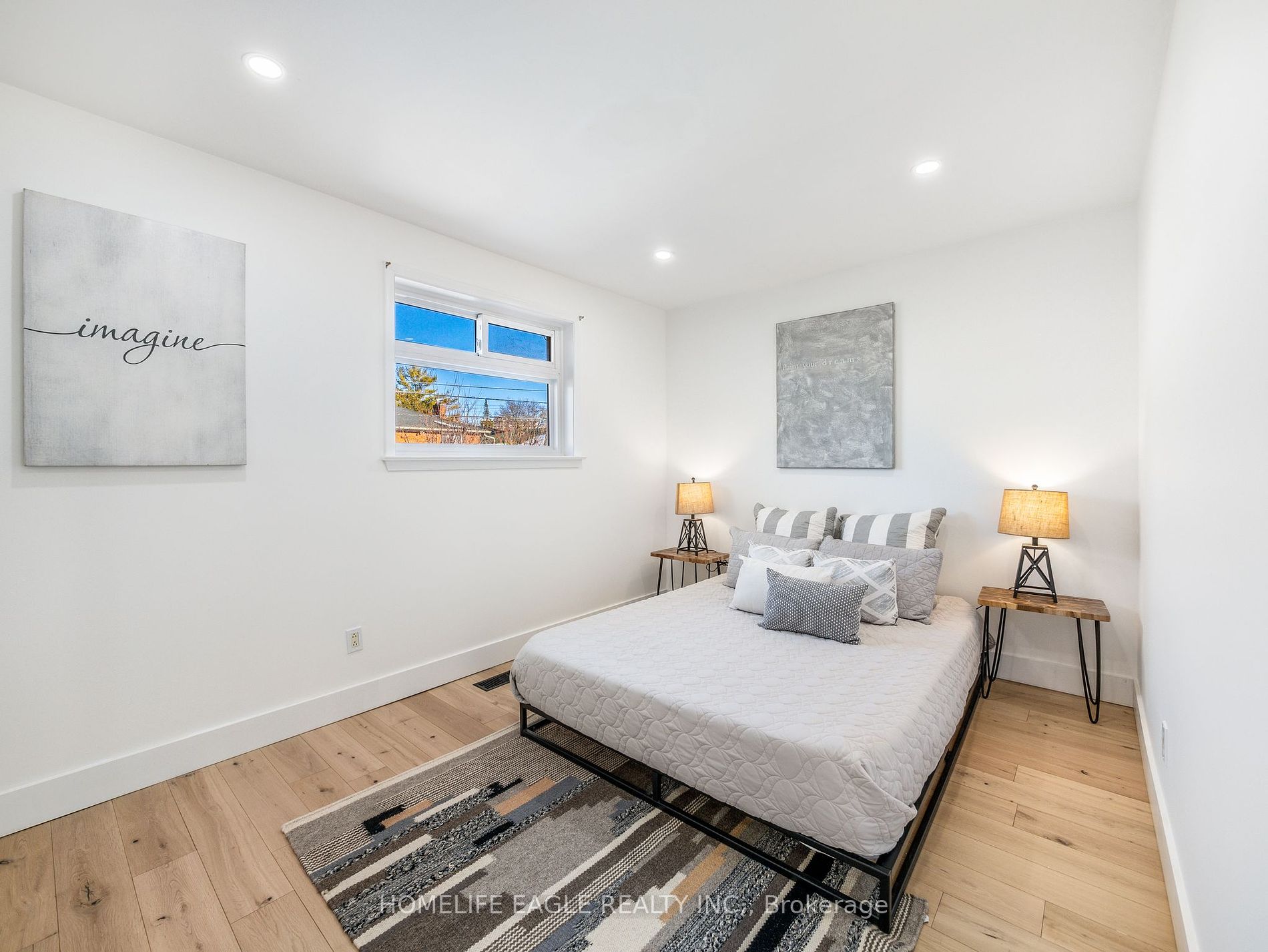 5 Buckley Cres
