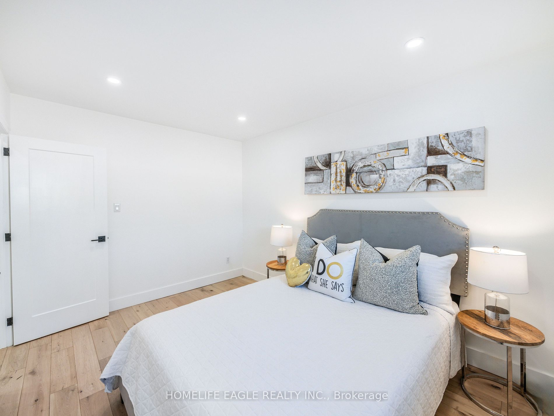 5 Buckley Cres