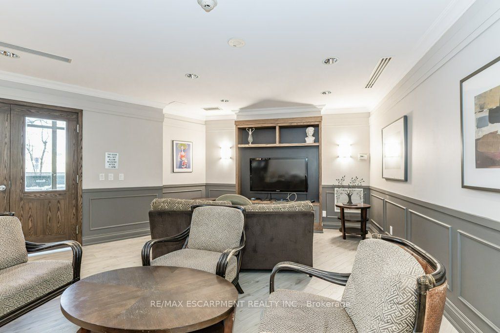2391 Central Park Drive #209