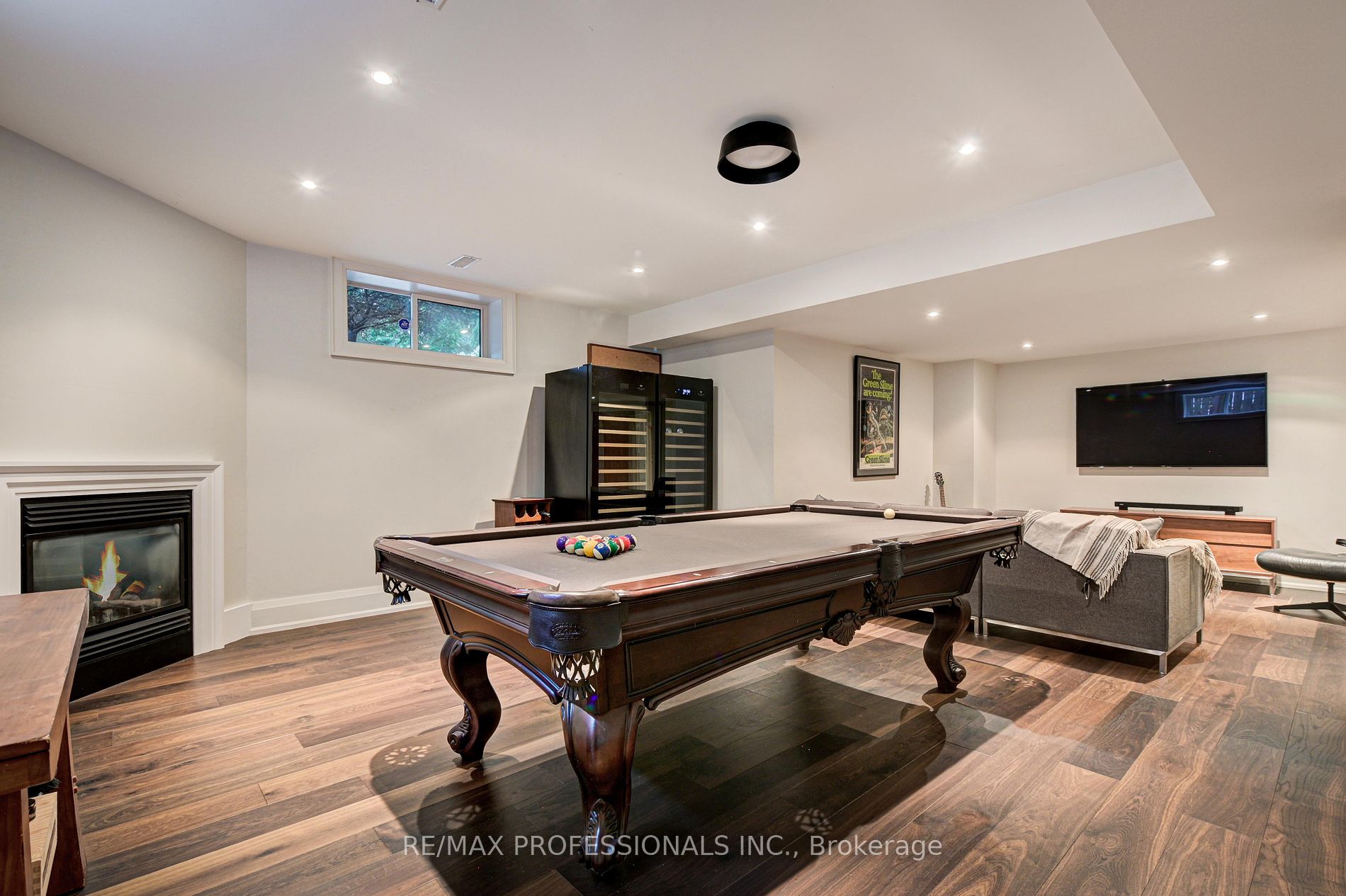 7 Golfcrest Rd