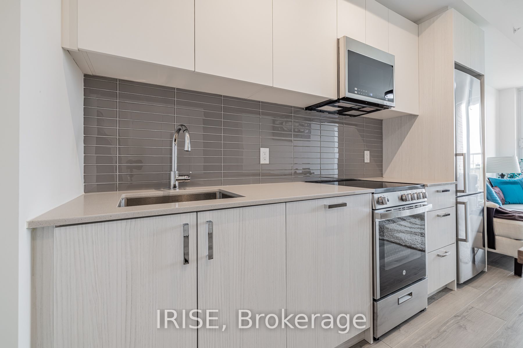 1787 St Clair Ave W, #509