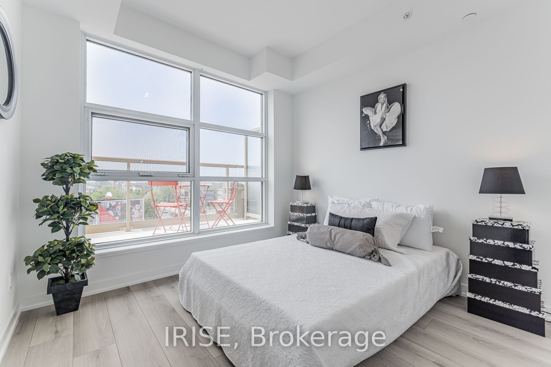 1787 St Clair Ave W, #509