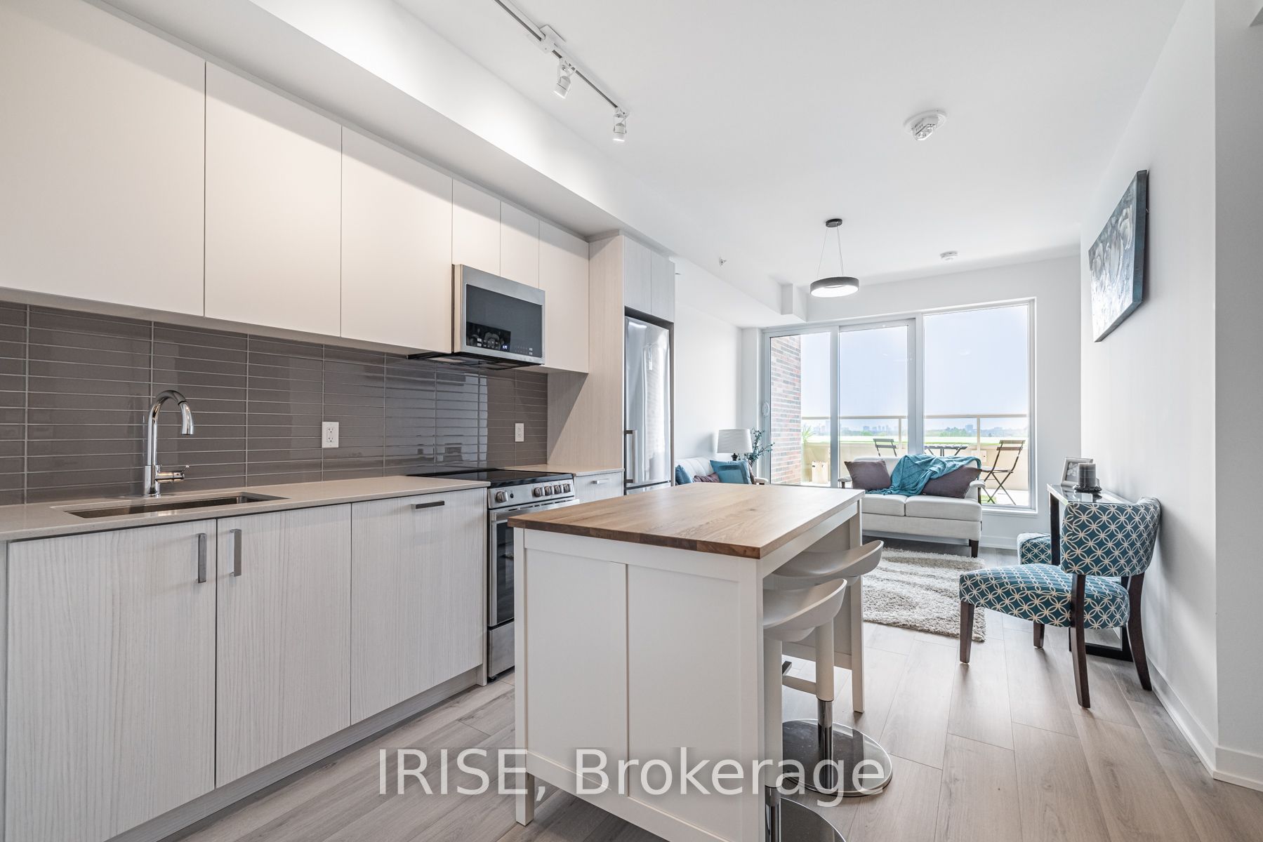 1787 St Clair Ave W, #509