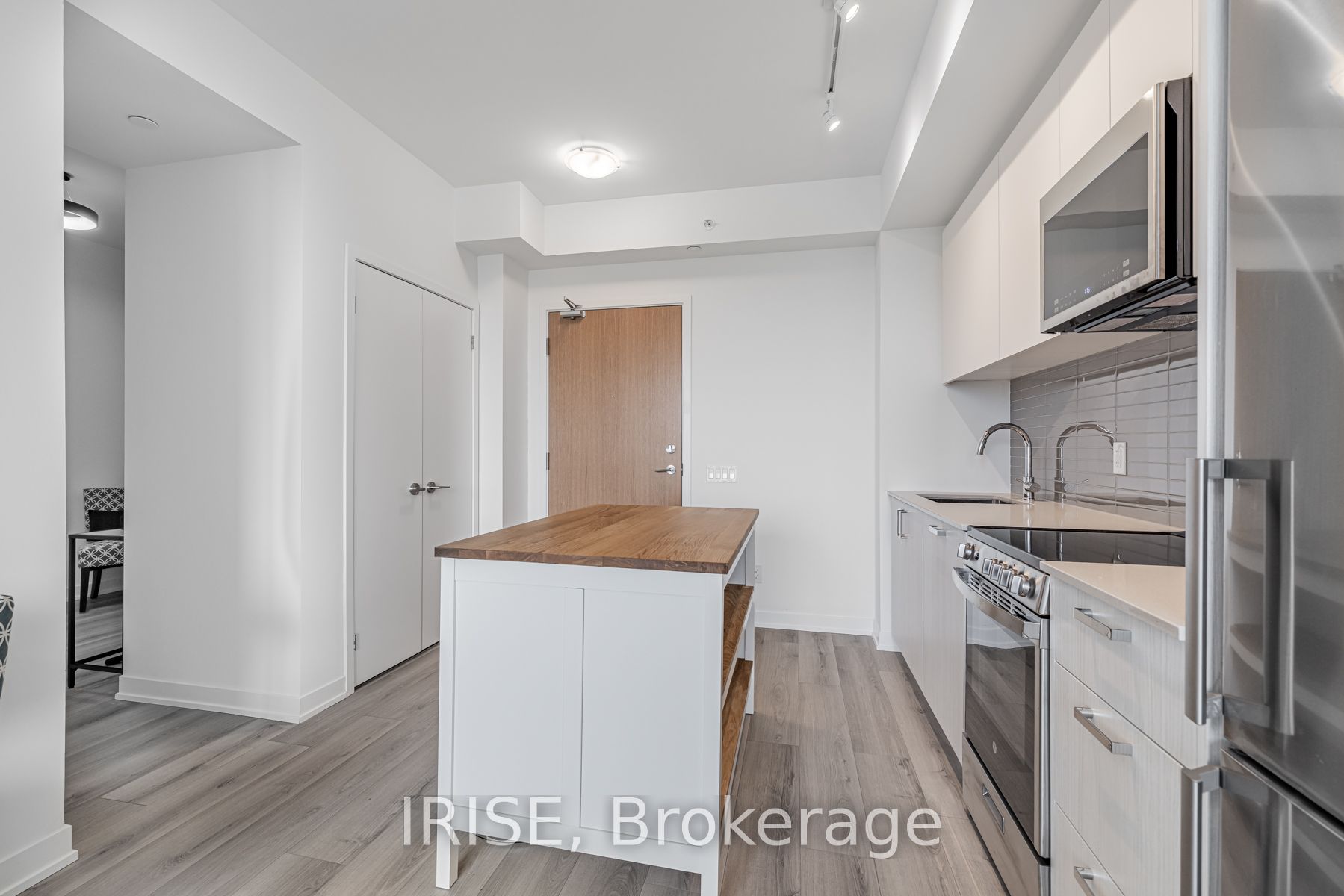 1787 St Clair Ave W, #509
