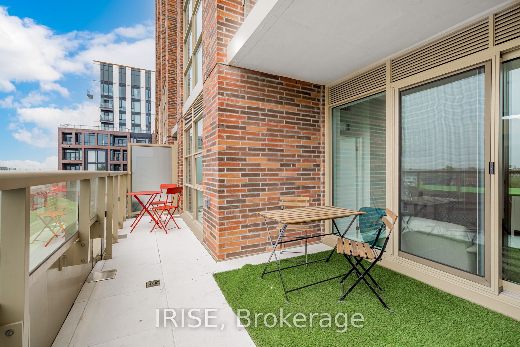 1787 St Clair Ave W, #509