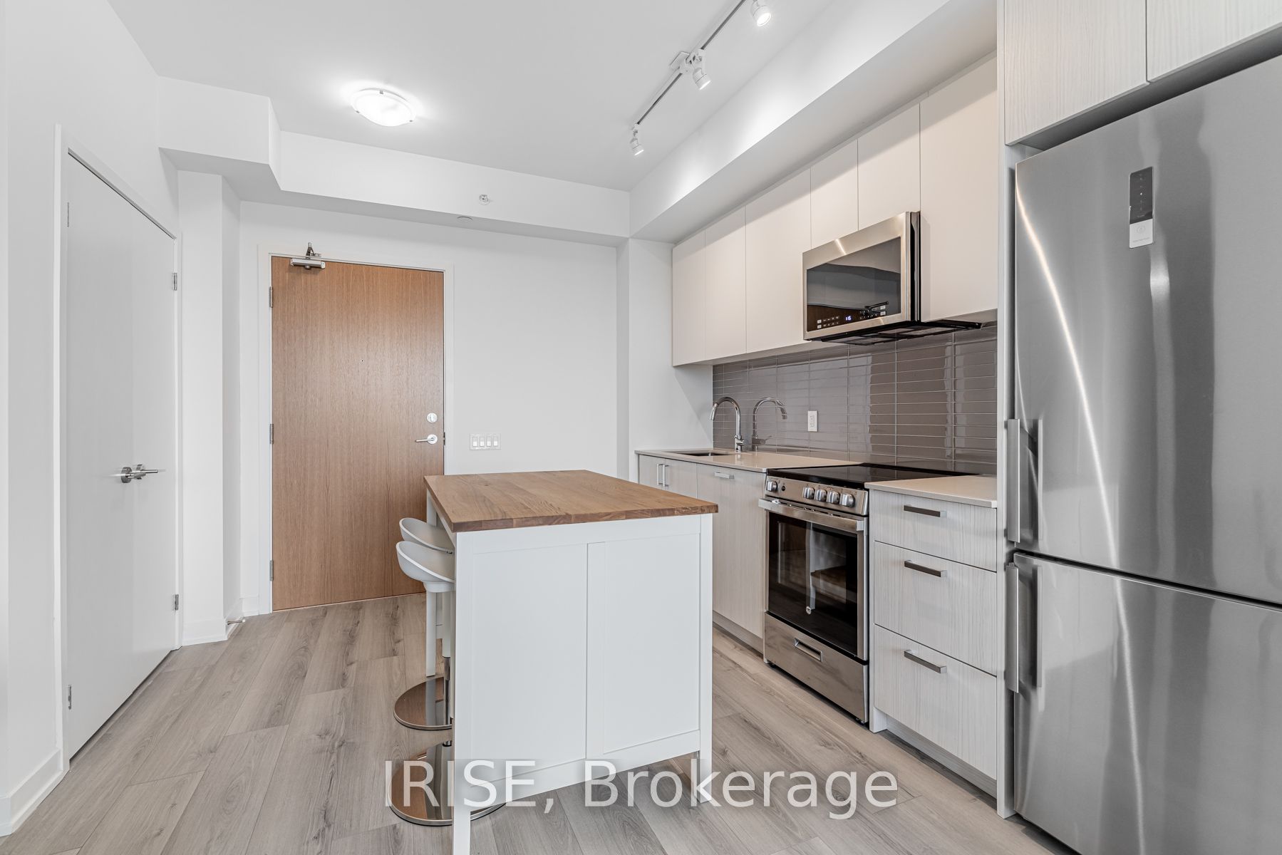 1787 St Clair Ave W, #509
