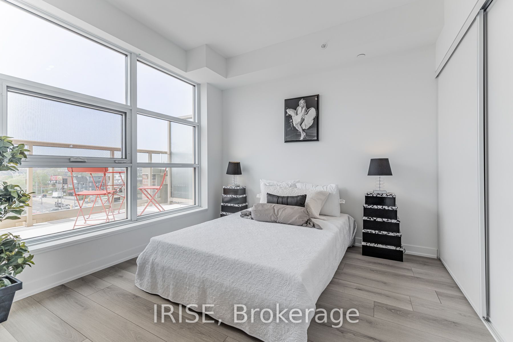 1787 St Clair Ave W, #509