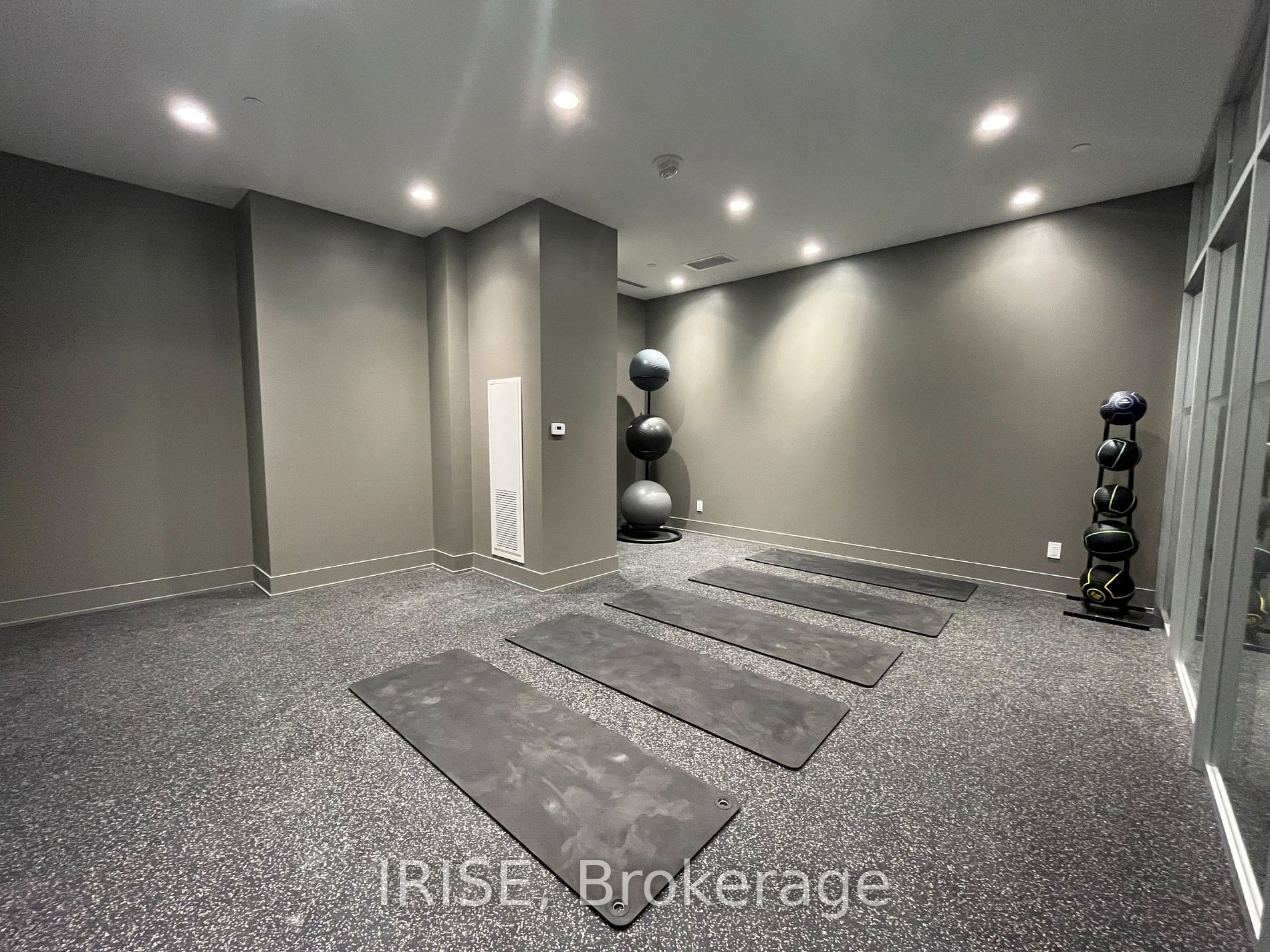 1787 St Clair Ave W, #509