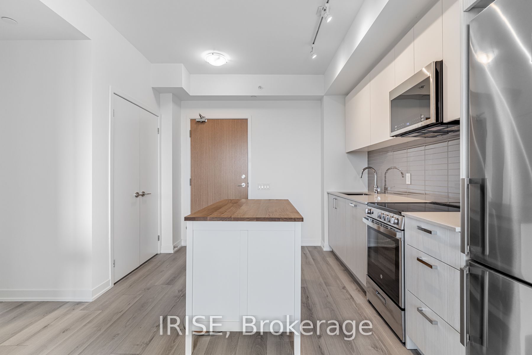 1787 St Clair Ave W, #509