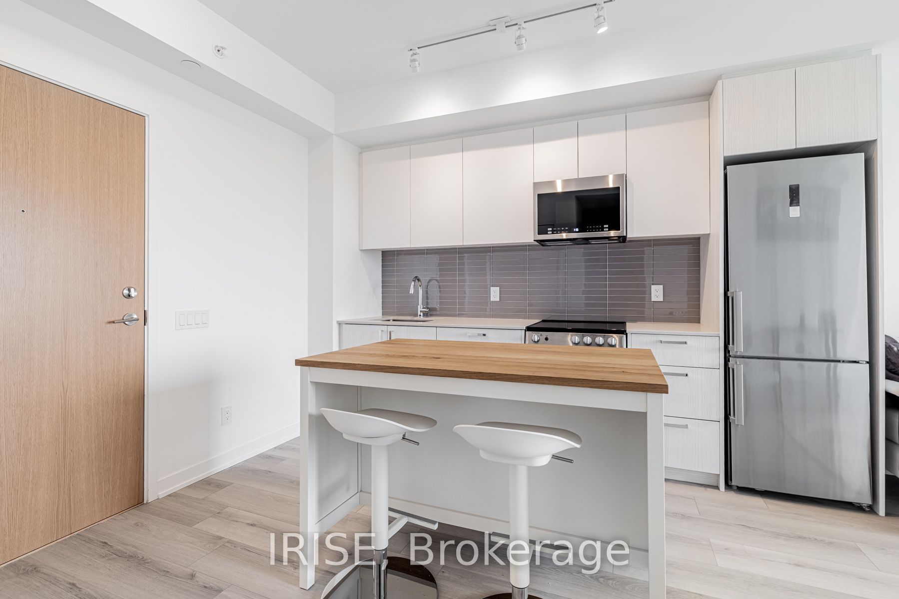 1787 St Clair Ave W, #509