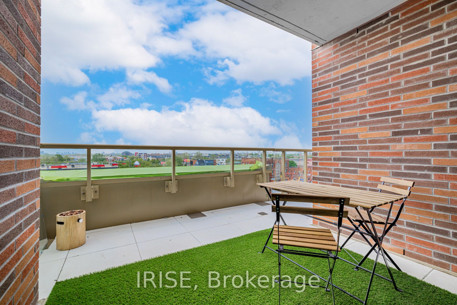 1787 St Clair Ave W, #509