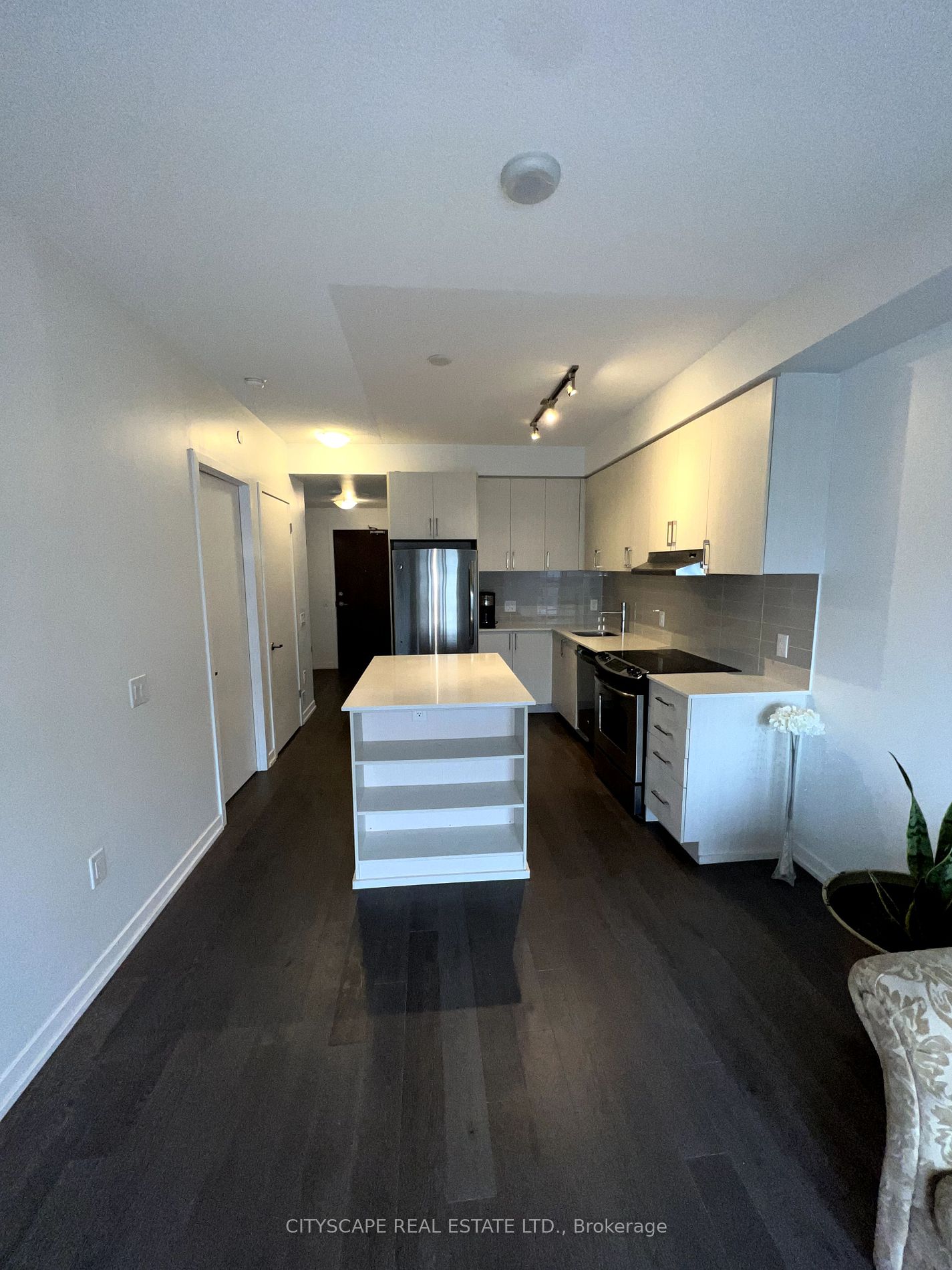 2560 Eglinton Ave, #1503