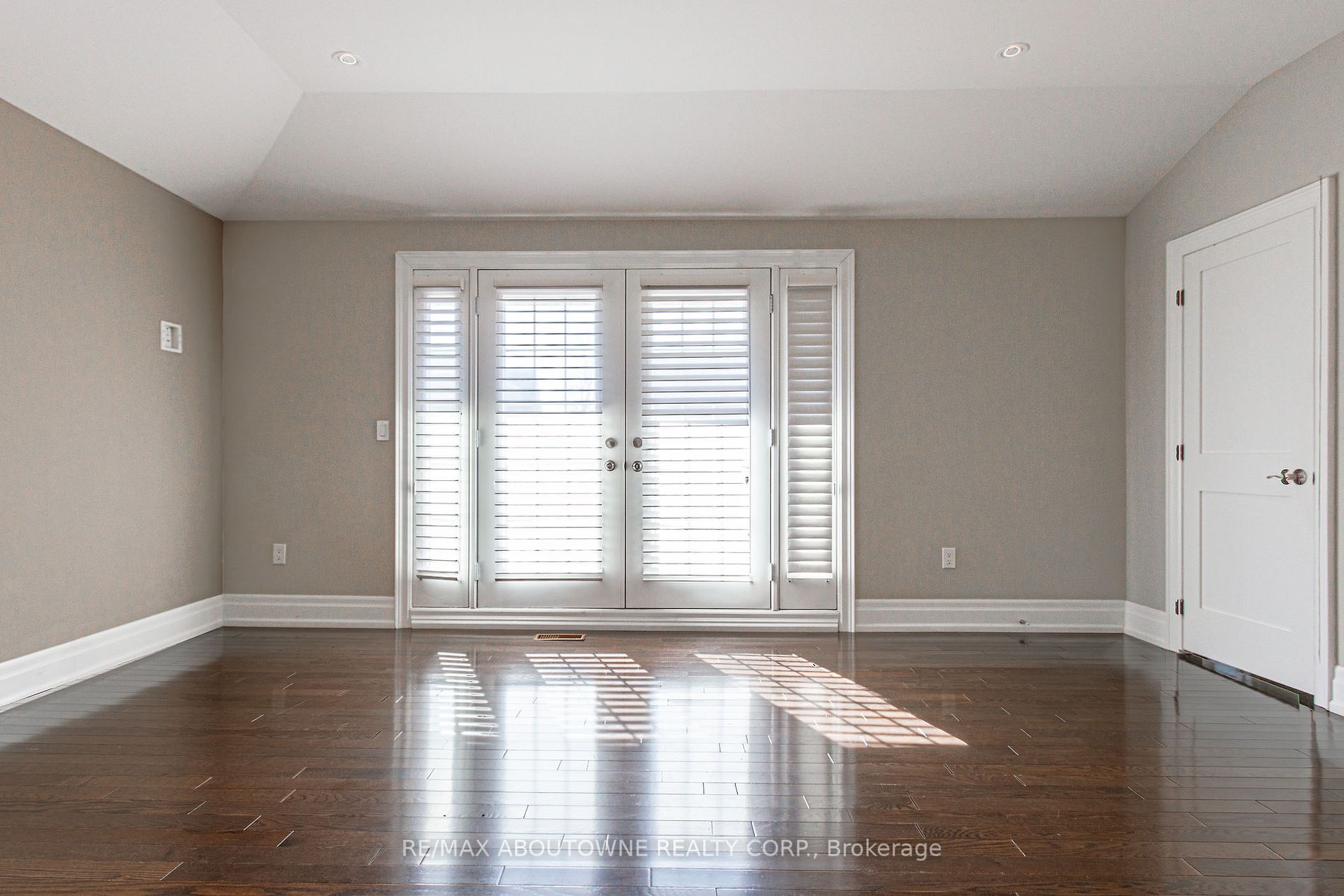 2308 Sovereign Street