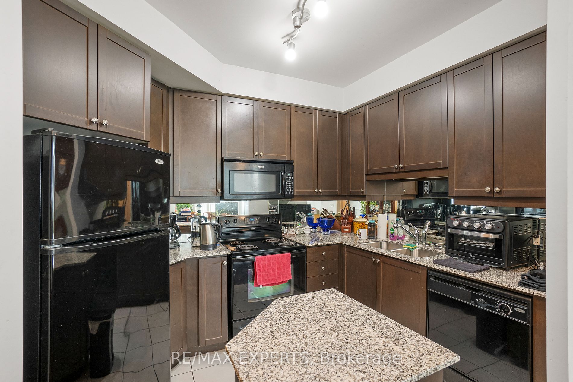 90 Absolute Ave, #1706