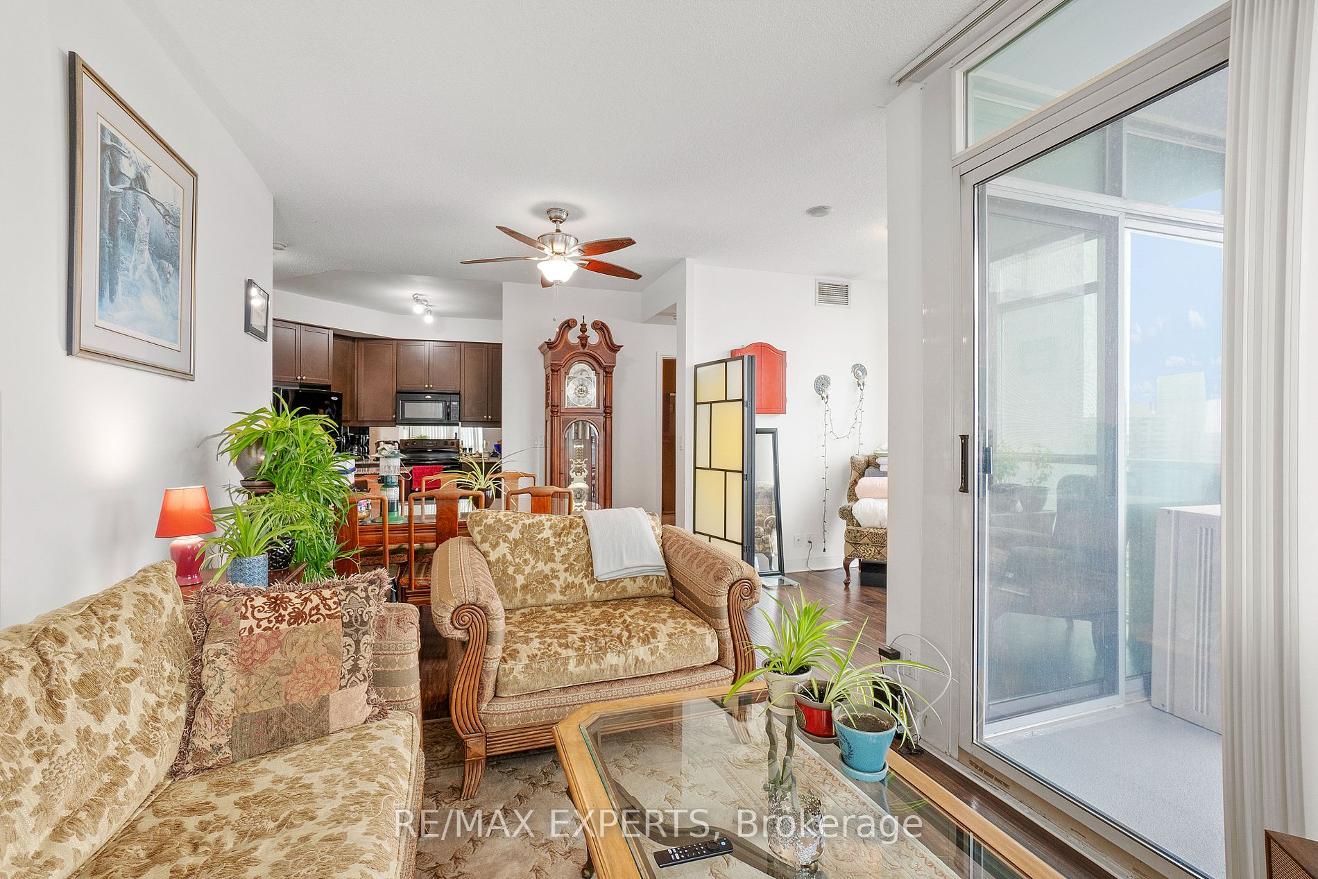90 Absolute Ave, #1706