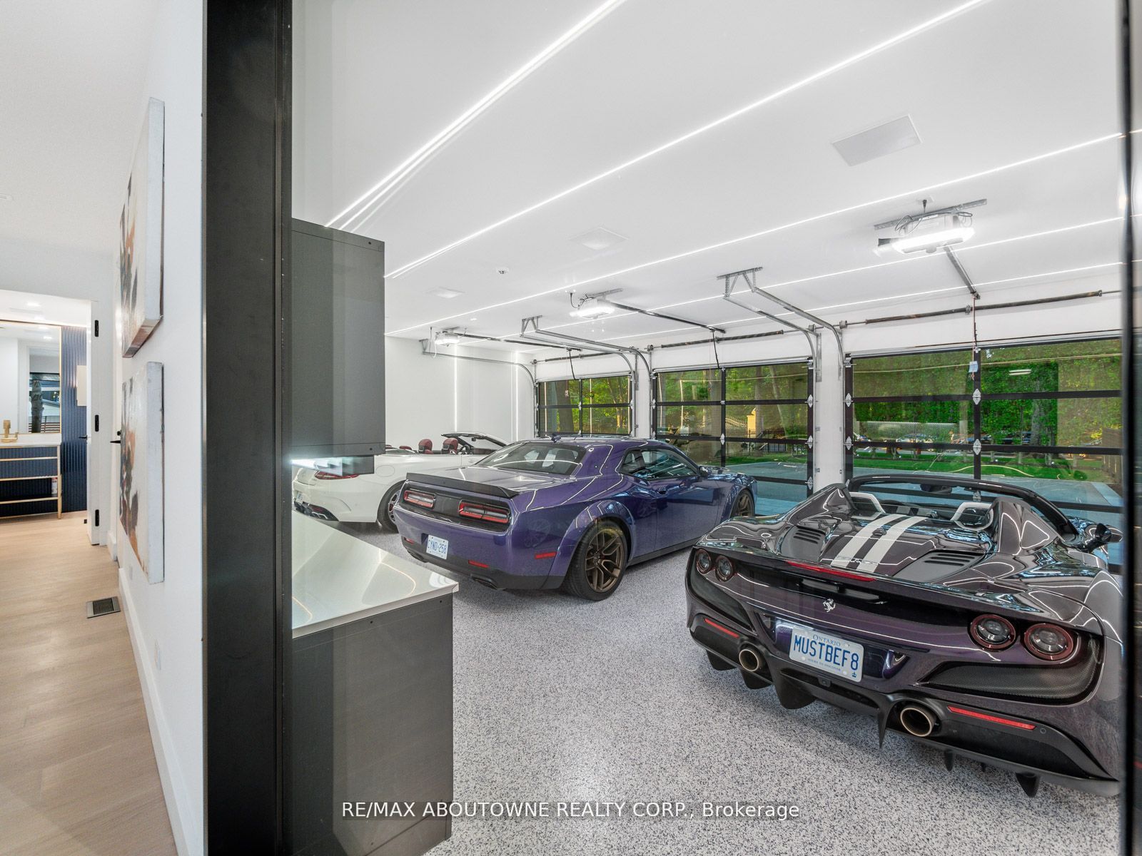 210 Chartwell Road